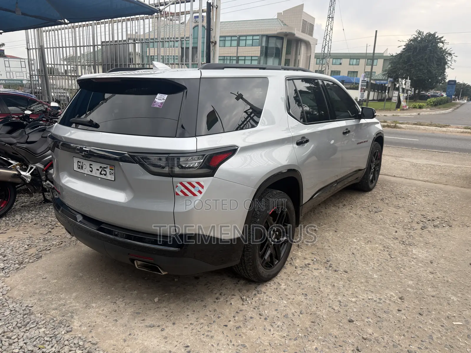 Chevrolet Traverse Premier AWD 2019 Gray