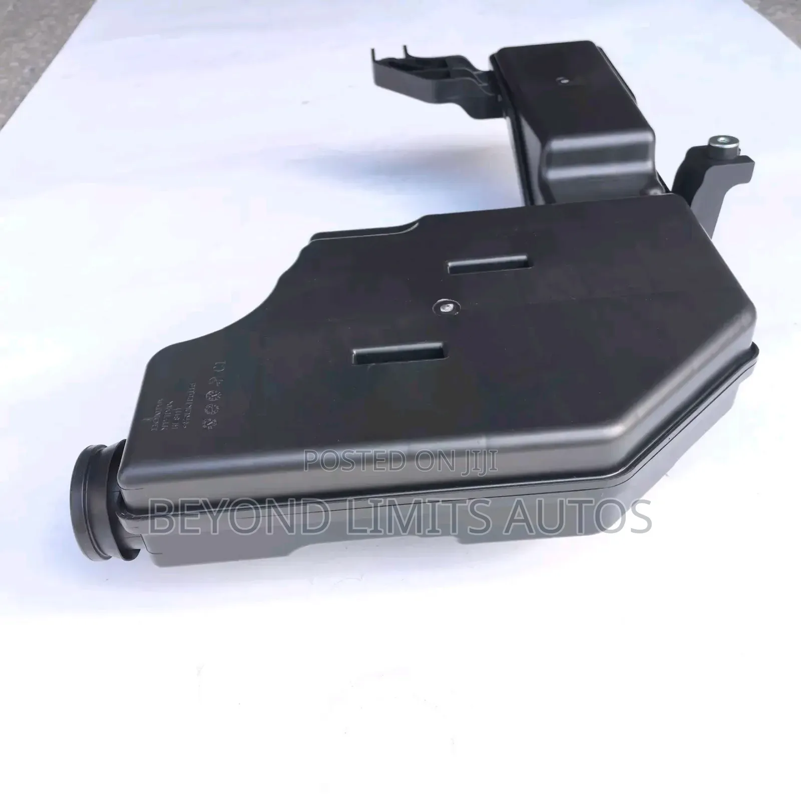 Honda HRV 2016,2017,2018,2019,2020,2021 Air Intake Resonator Hose