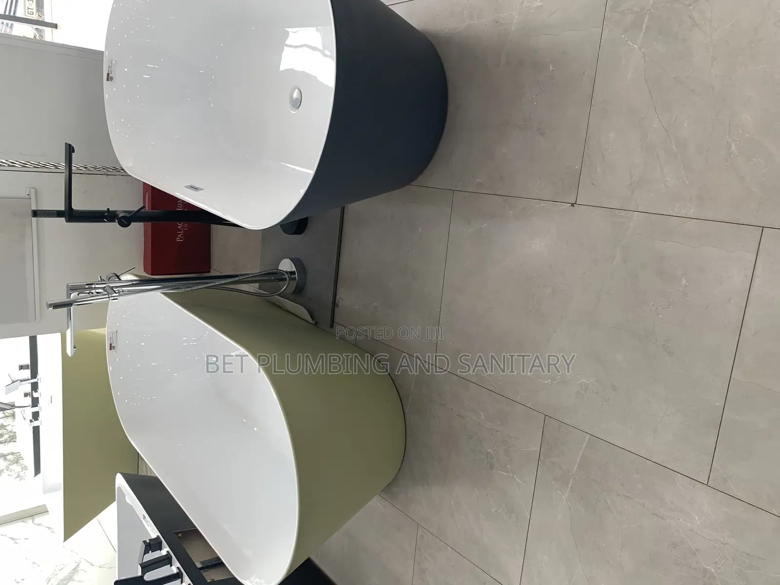 Jacuzzi Bathtub With Tap Complete_bathub