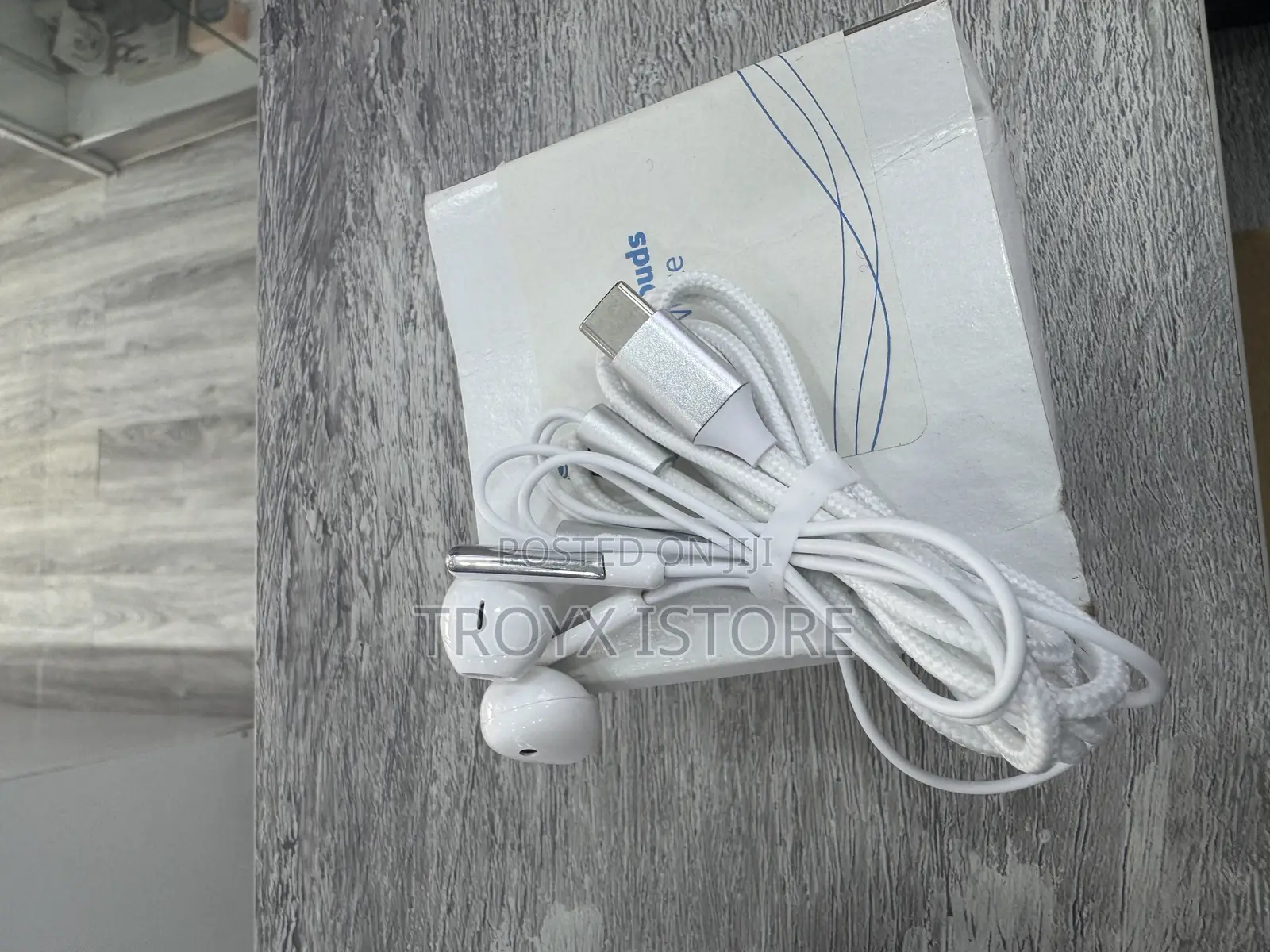 At T Earbuds Usb-C