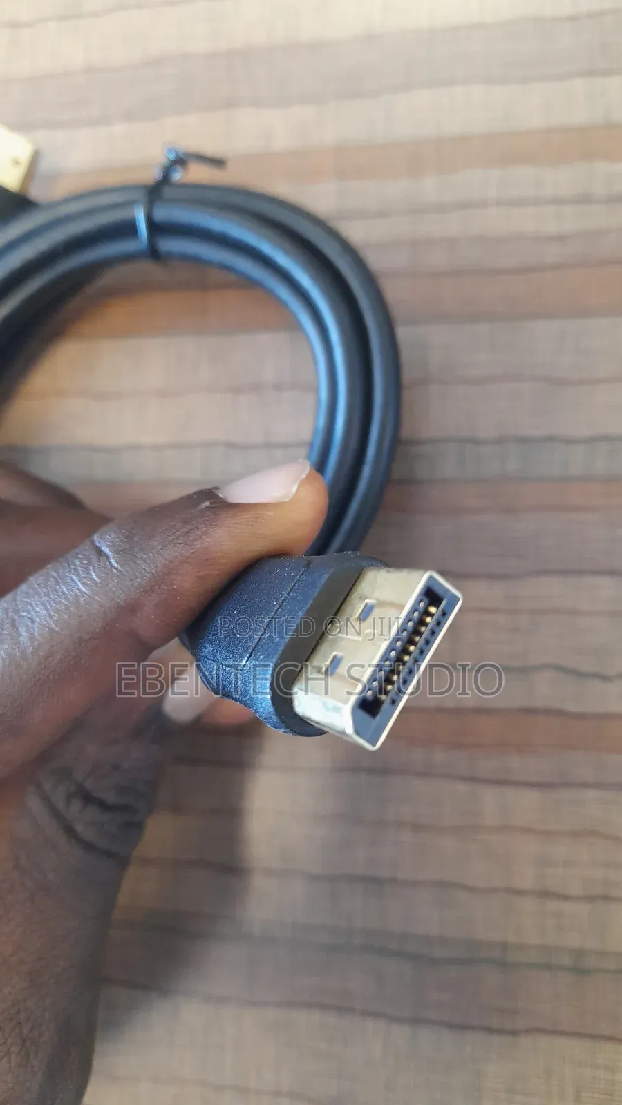 Dp Display Port to Hdmi Cable Amazon Basic