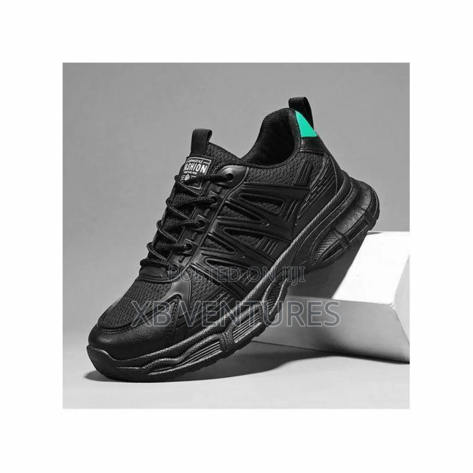 Men's Black Athletic Footwear: Casual, Airy Jogging Sneakers