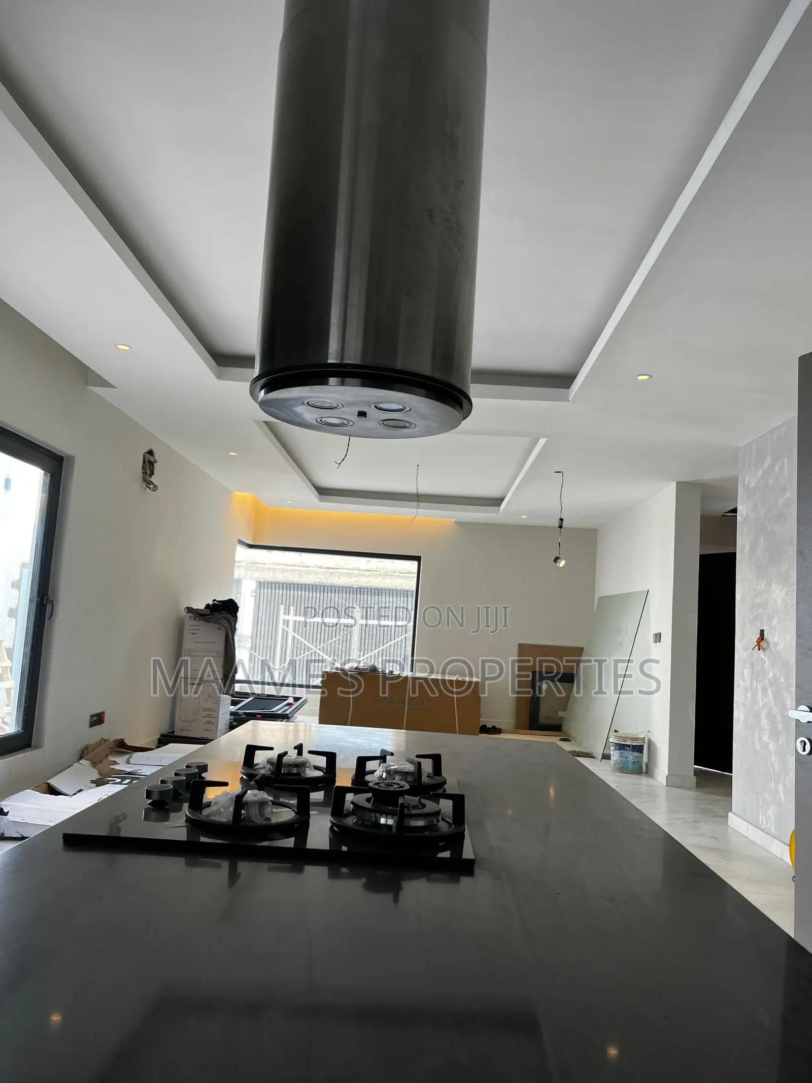 4bdrm Duplex in East Legon for sale