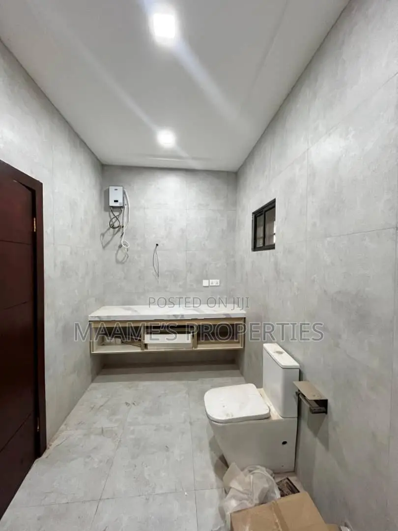 4bdrm Duplex in Pokuase for sale
