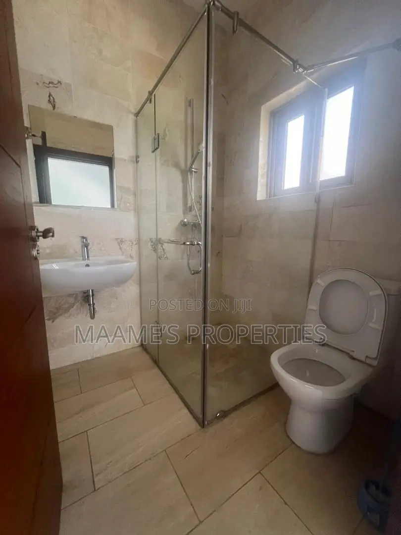 3bdrm Townhouse / Terrace in Airport Residential Area for rent
