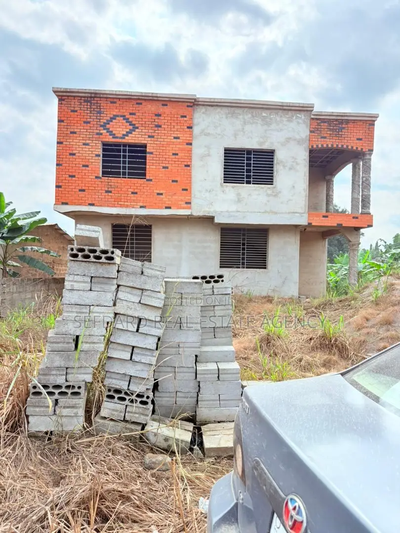75% Completed Stunning 4-bedroom Modern Duplex – Amasaman (Dobro)