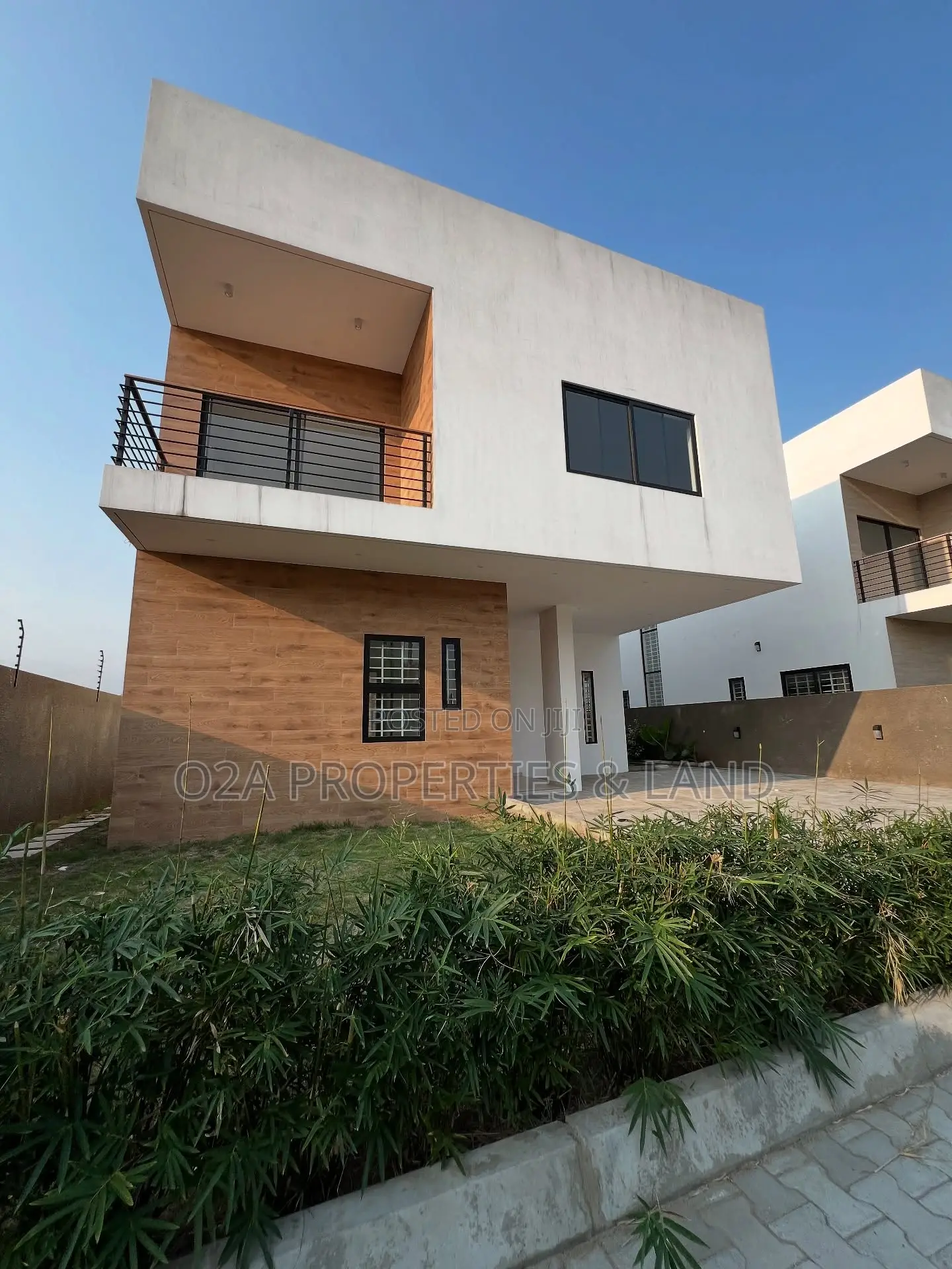 4bdrm House in North Legon for sale