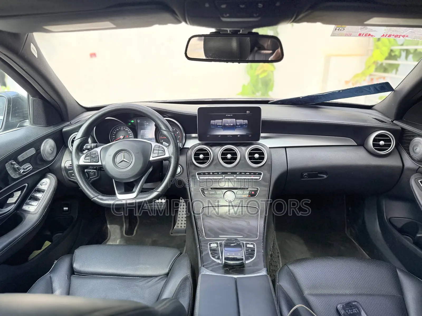 Mercedes-Benz C300 2016 Black