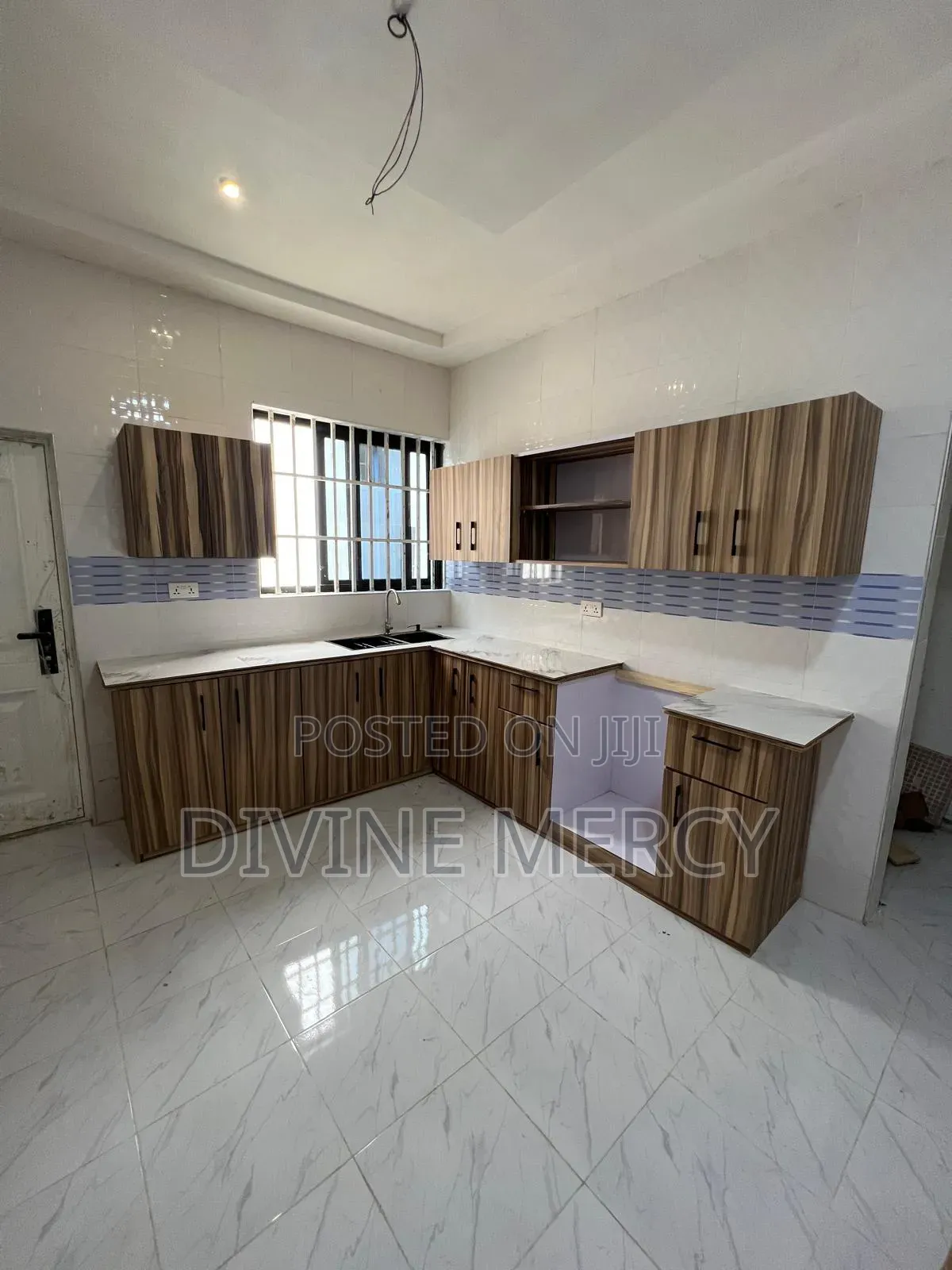 3bdrm Bungalow in Adade Kasoa, Awutu Senya East Municipal for sale