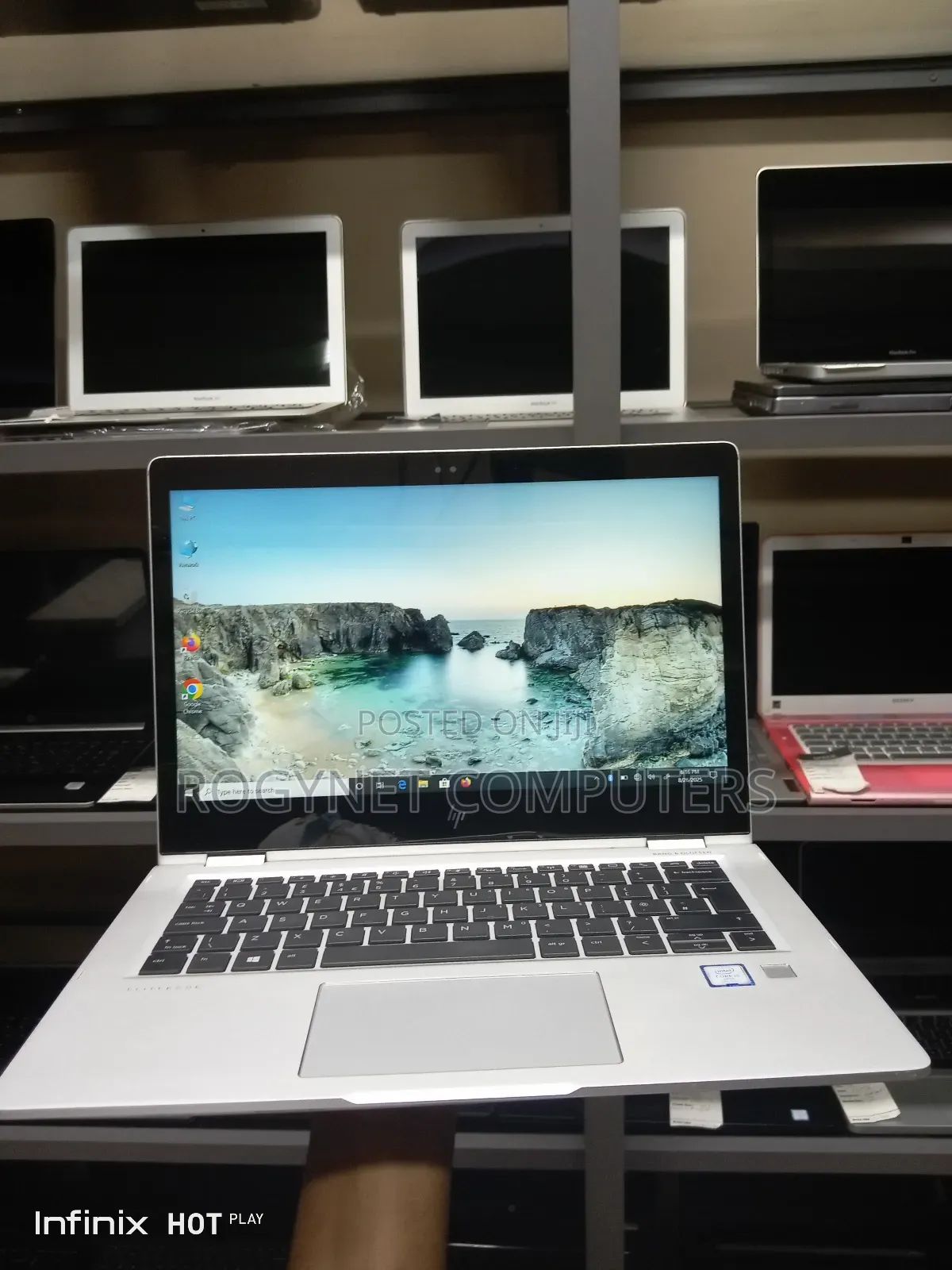 Laptop HP EliteBook 1030 8GB Intel Core i7 SSD 256GB