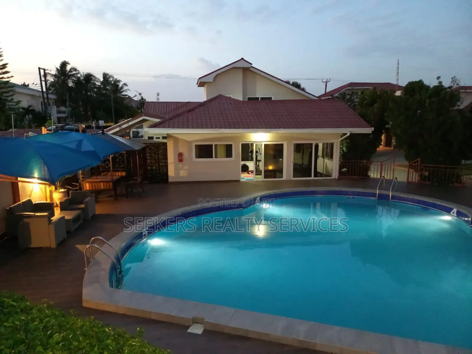 Furnished 3bdrm Townhouse / Terrace in Seekers Realty, East Legon