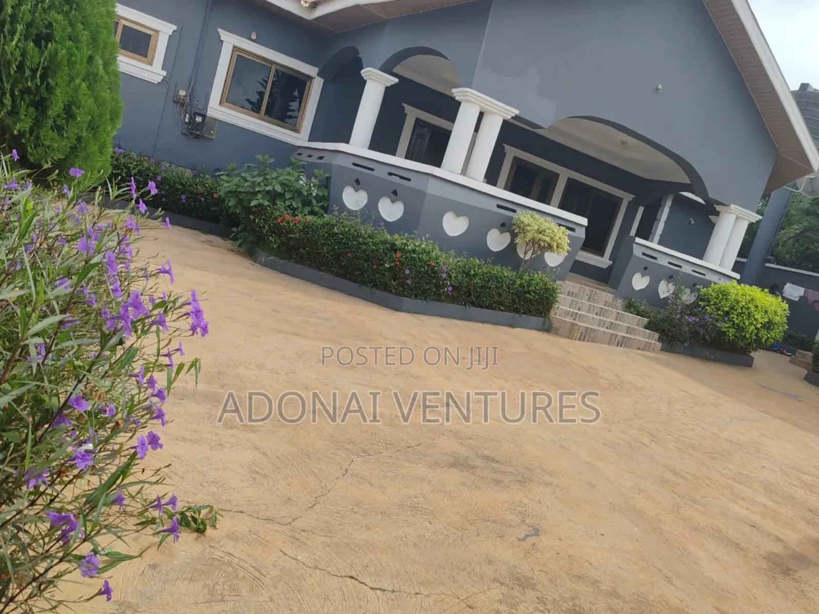 7bdrm House in Atonsu  Feyiase, Kumasi Metropolitan for sale