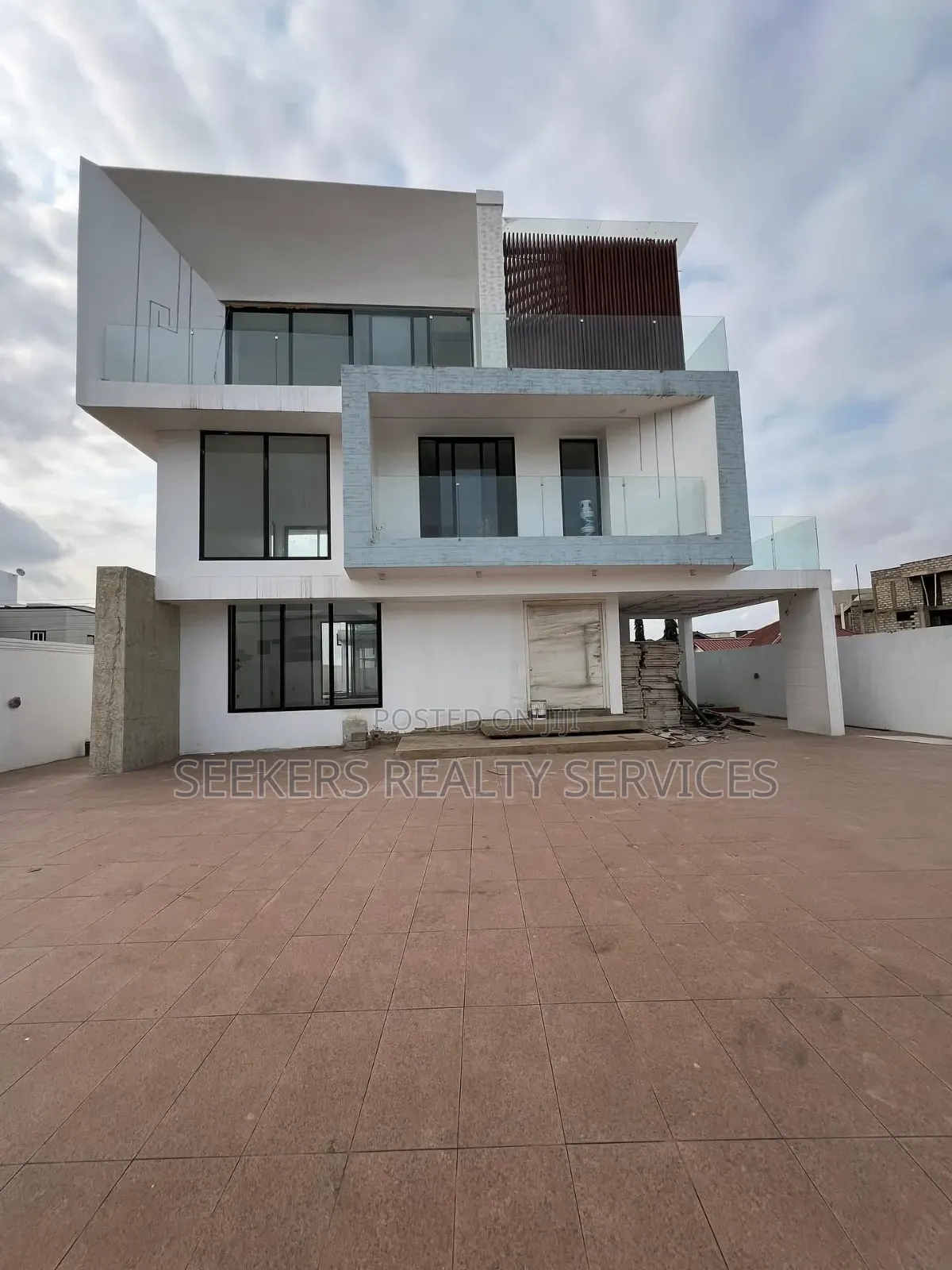 4bdrm House in Seekers Reao, East Legon for sale
