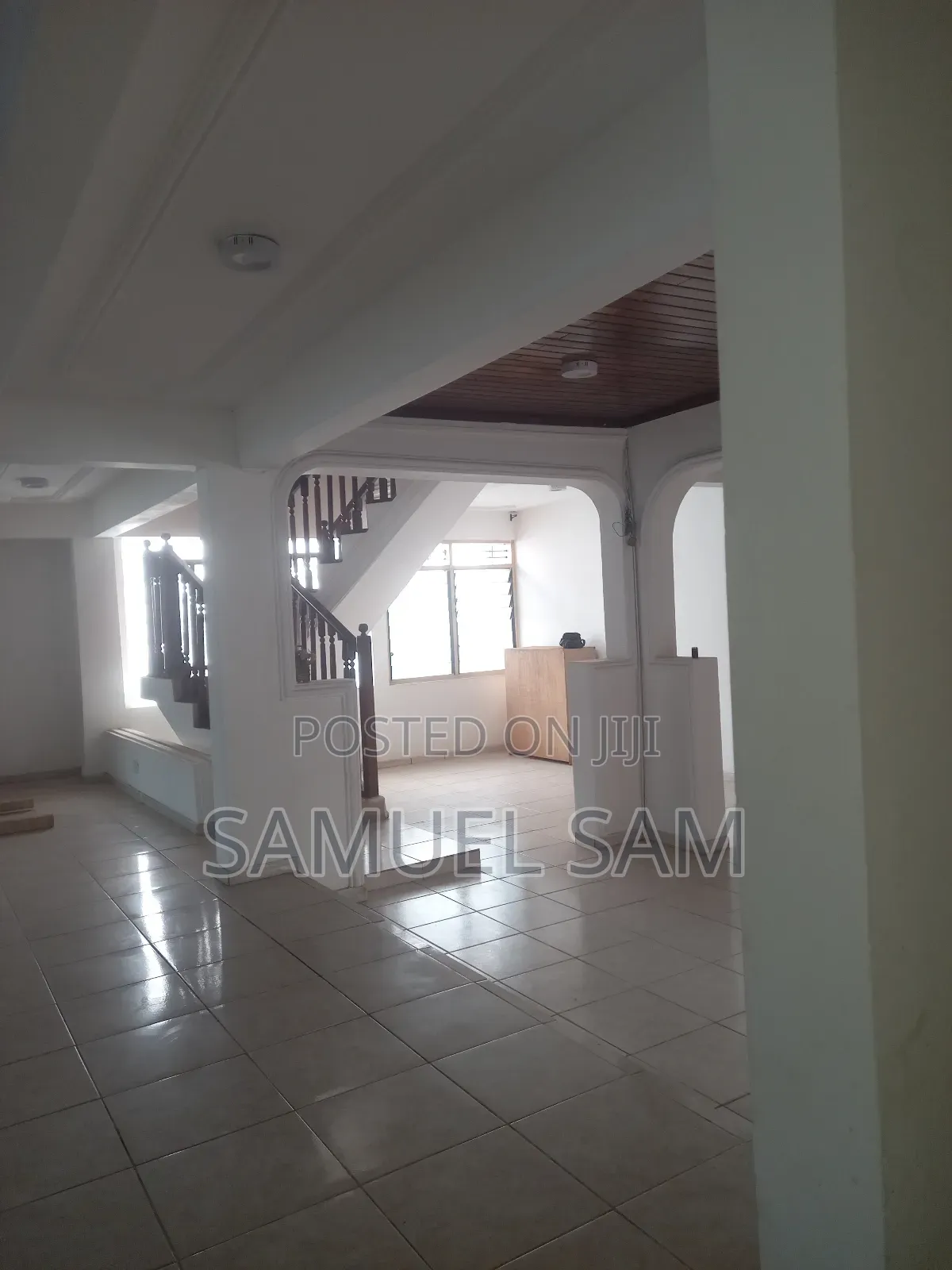 4bdrm House in Tema Sakumono Com.14 for rent