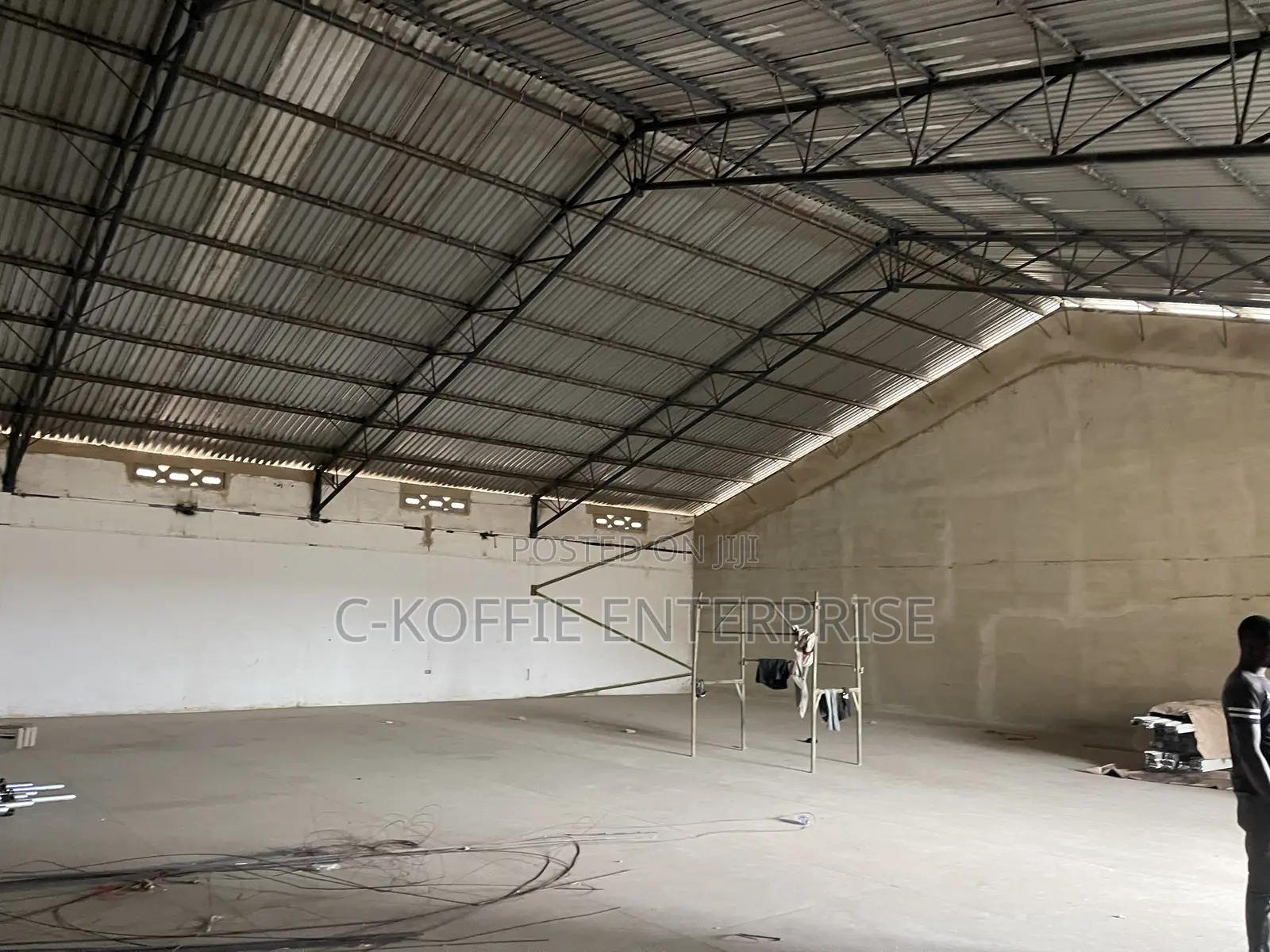 500 SQM Warehouse at Spintex Palace for Rent