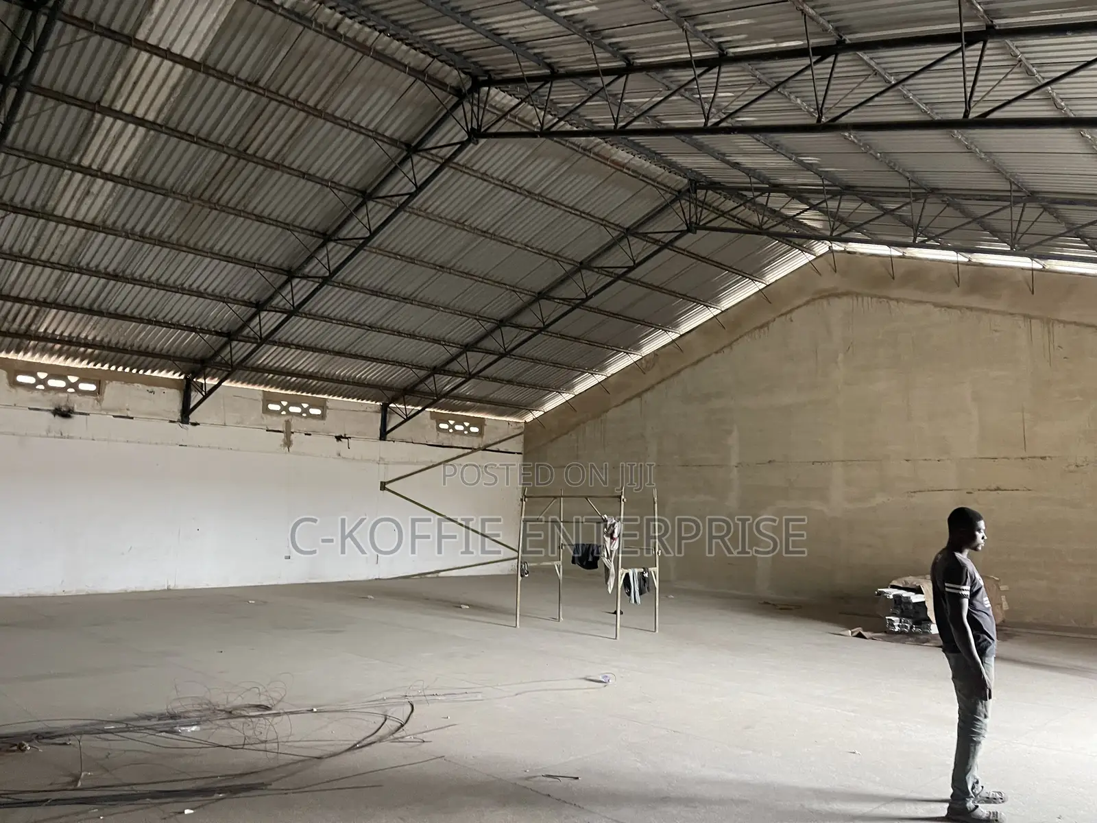 500 SQM Warehouse at Spintex Palace for Rent
