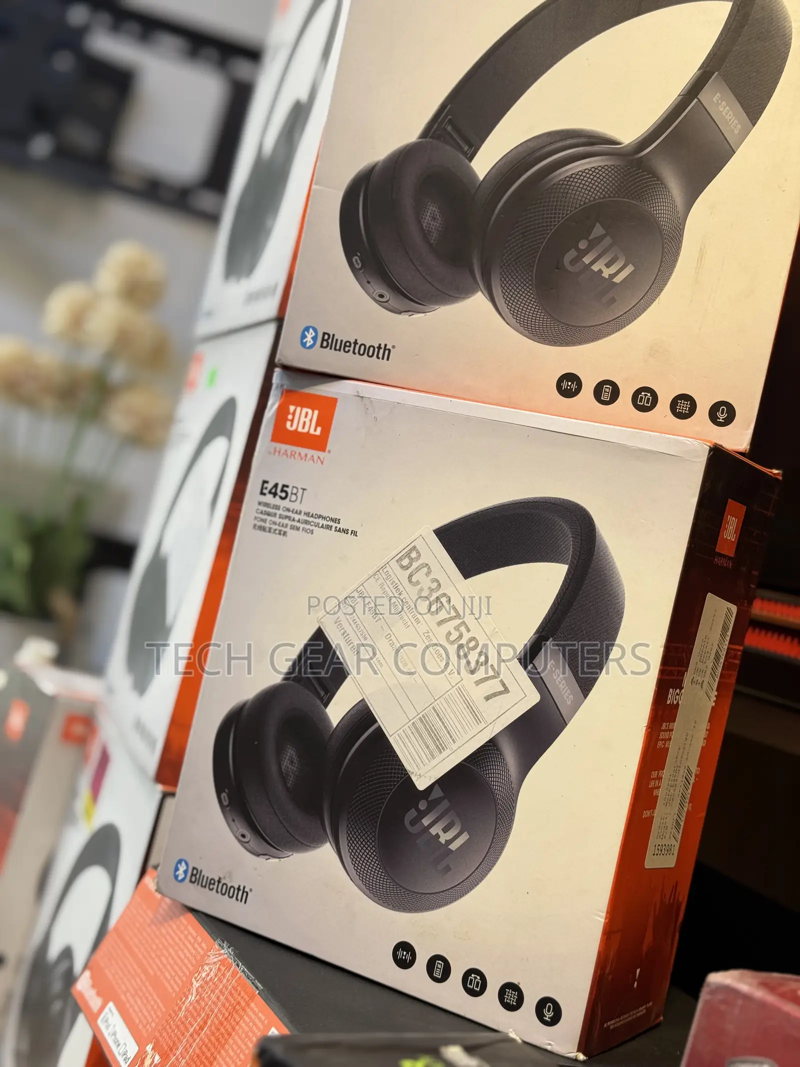 JBL E45bt on-Ear Wireless Headphones