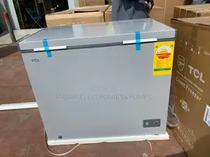 Chest Freezer TCL 251l