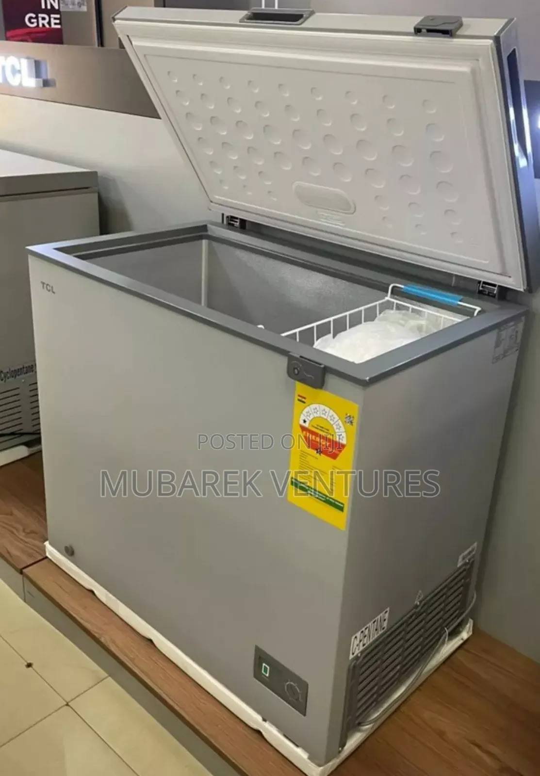 TCL 200l Chest Freezer