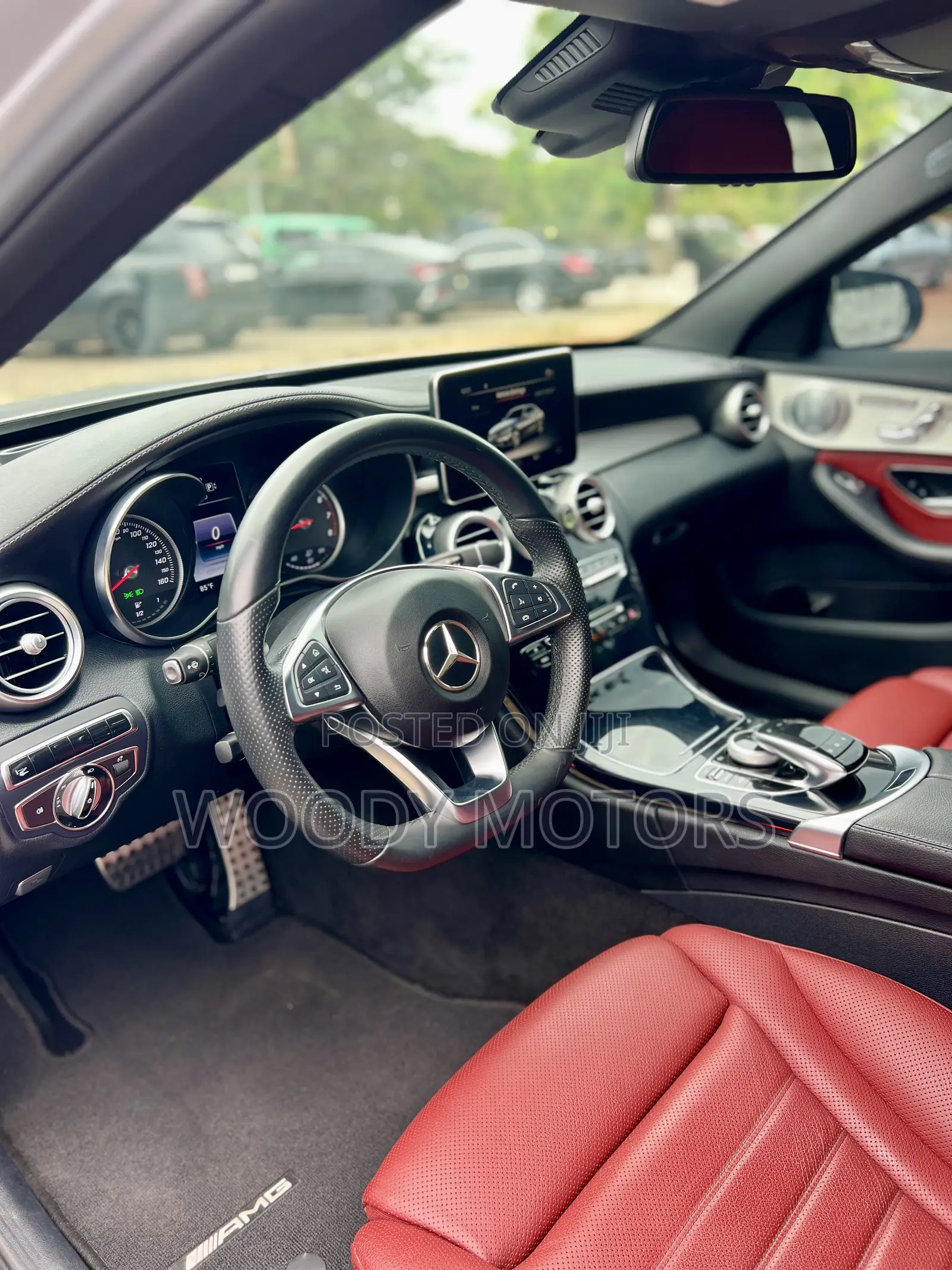 Mercedes-Benz C300 Sport 4dr AWD 4Matic Sedan (2.0L 4cyl 7A) 2015