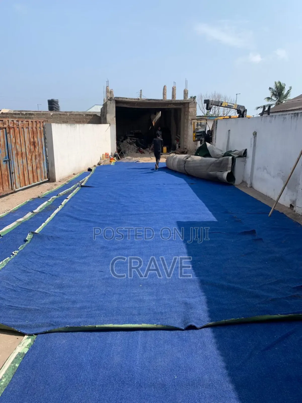 Artificial Green and Blue Carpet for Rent