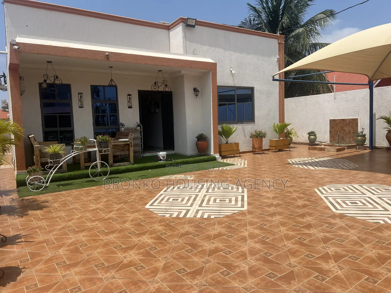 Furnished 2bdrm House in Bronko Housing, Baatsona Total for rent