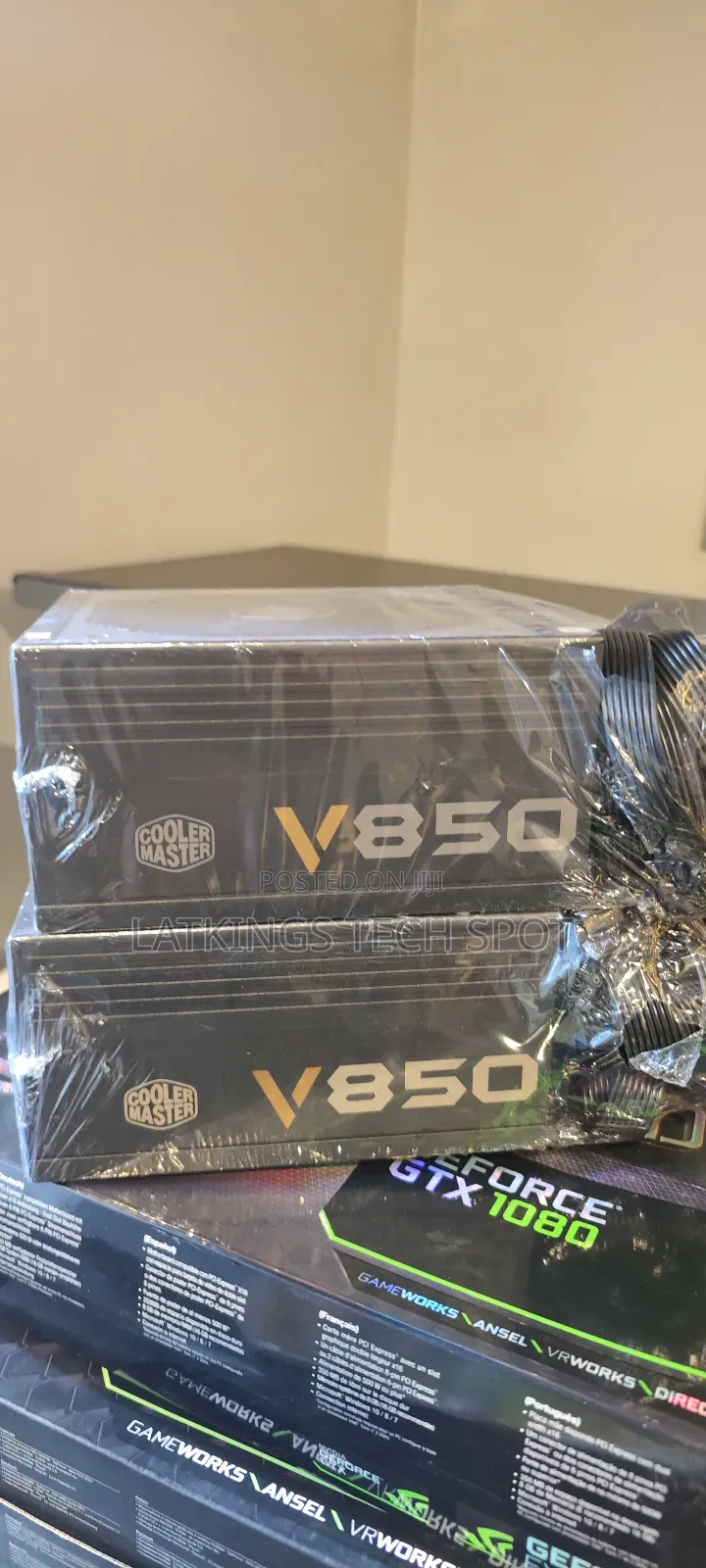 Cooler Master V850 Power Supply 80 Plus Gold.