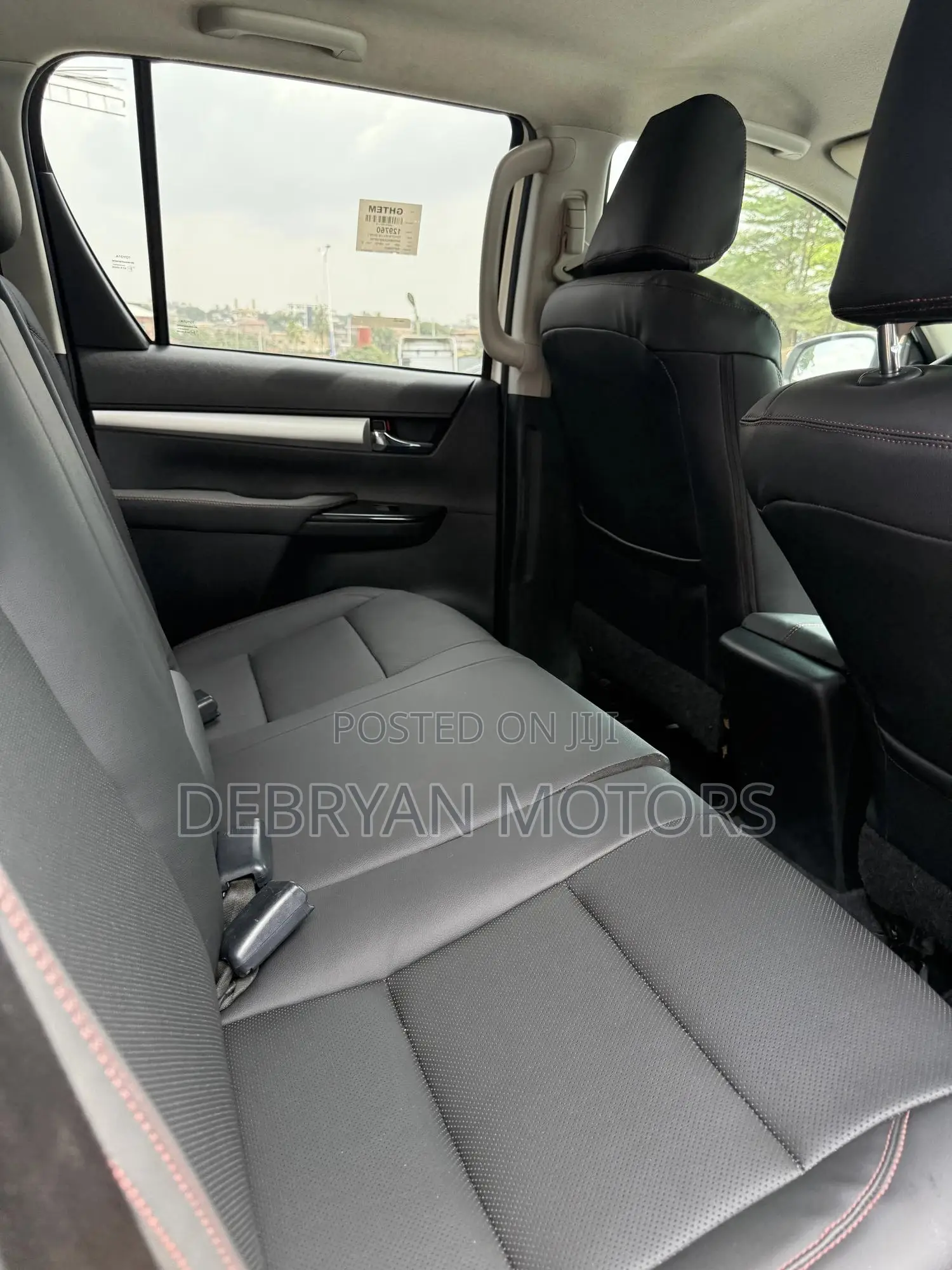 Toyota Hilux Revo Double Cab Deisel 2.4 AWD 2018 White