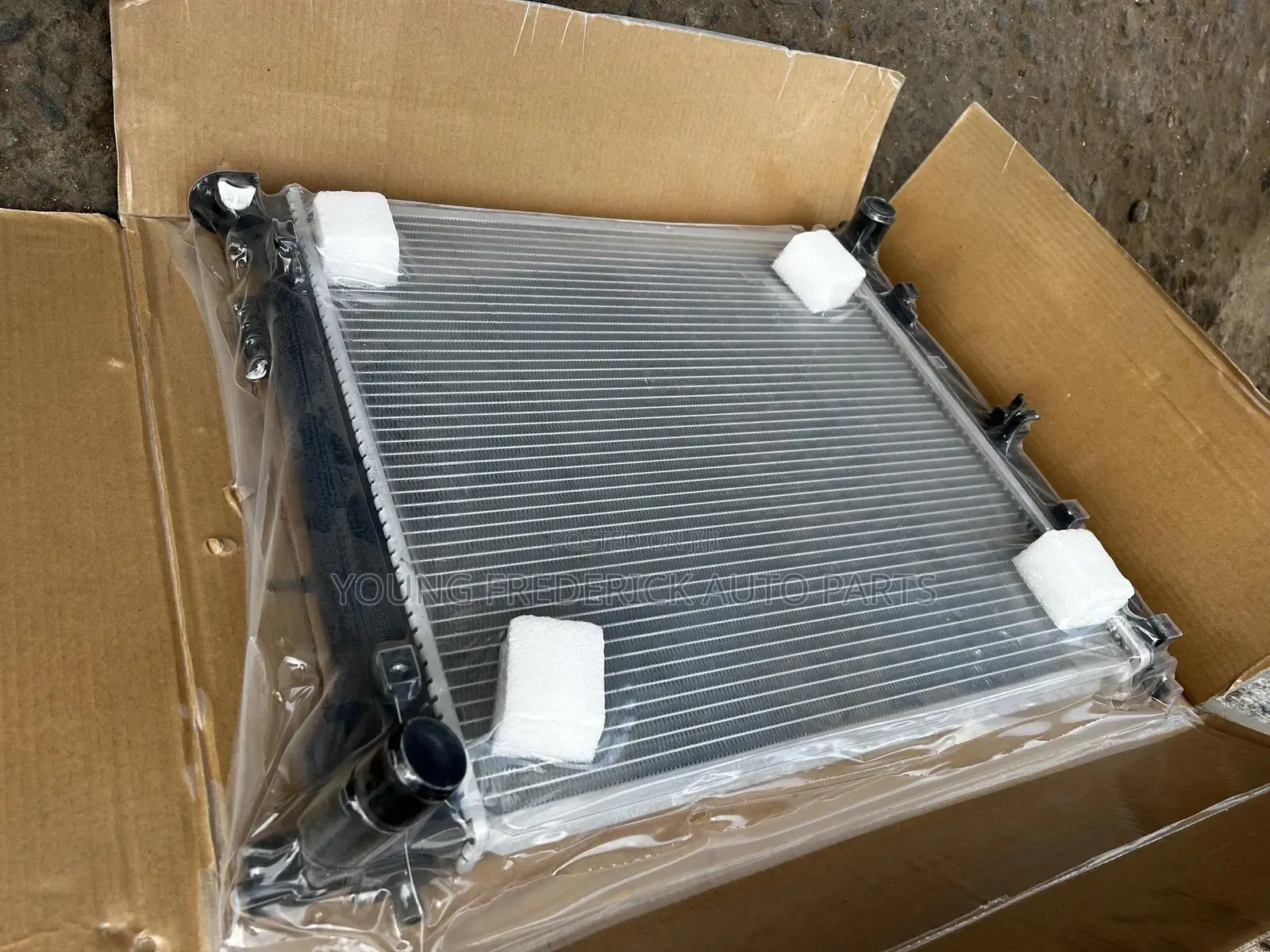Hyundai Tucson 2016 2017 2018 Radiator