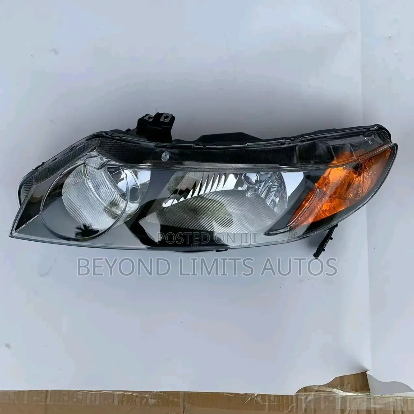 Honda Civic 2006,2007,2008,2009,2010,2011 Headlight/Headlamp