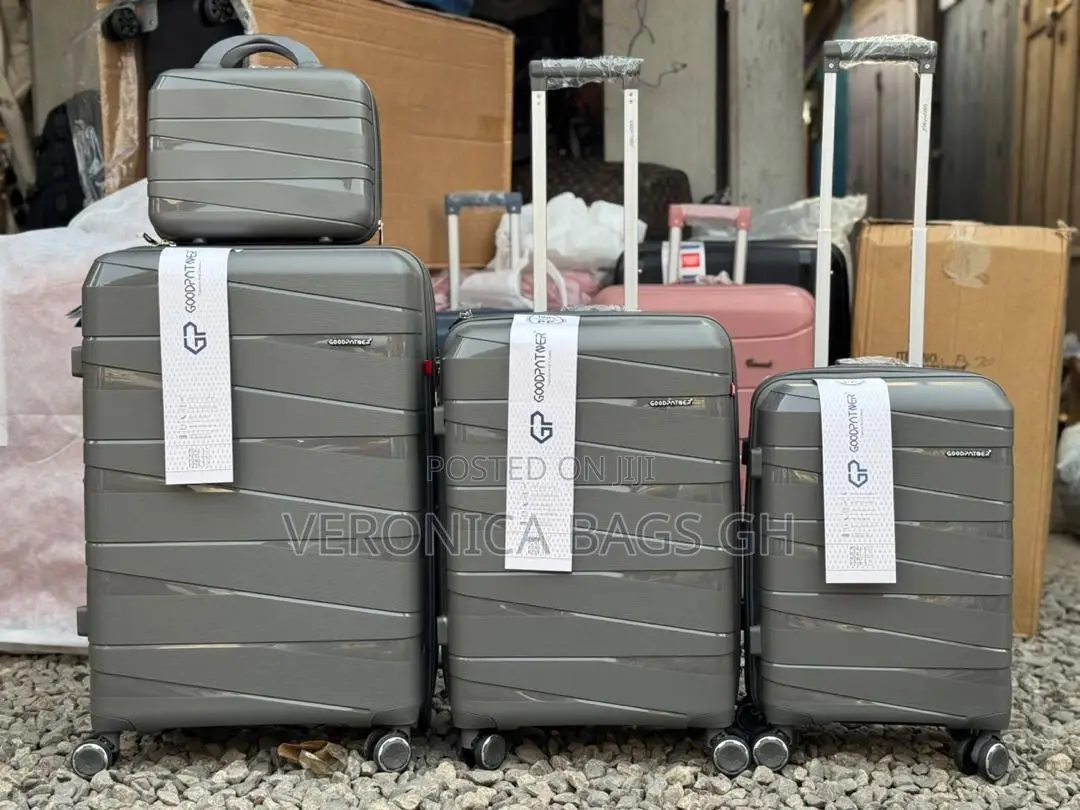 Four in One Trolley Traveling Luggage Unbreakable Pp