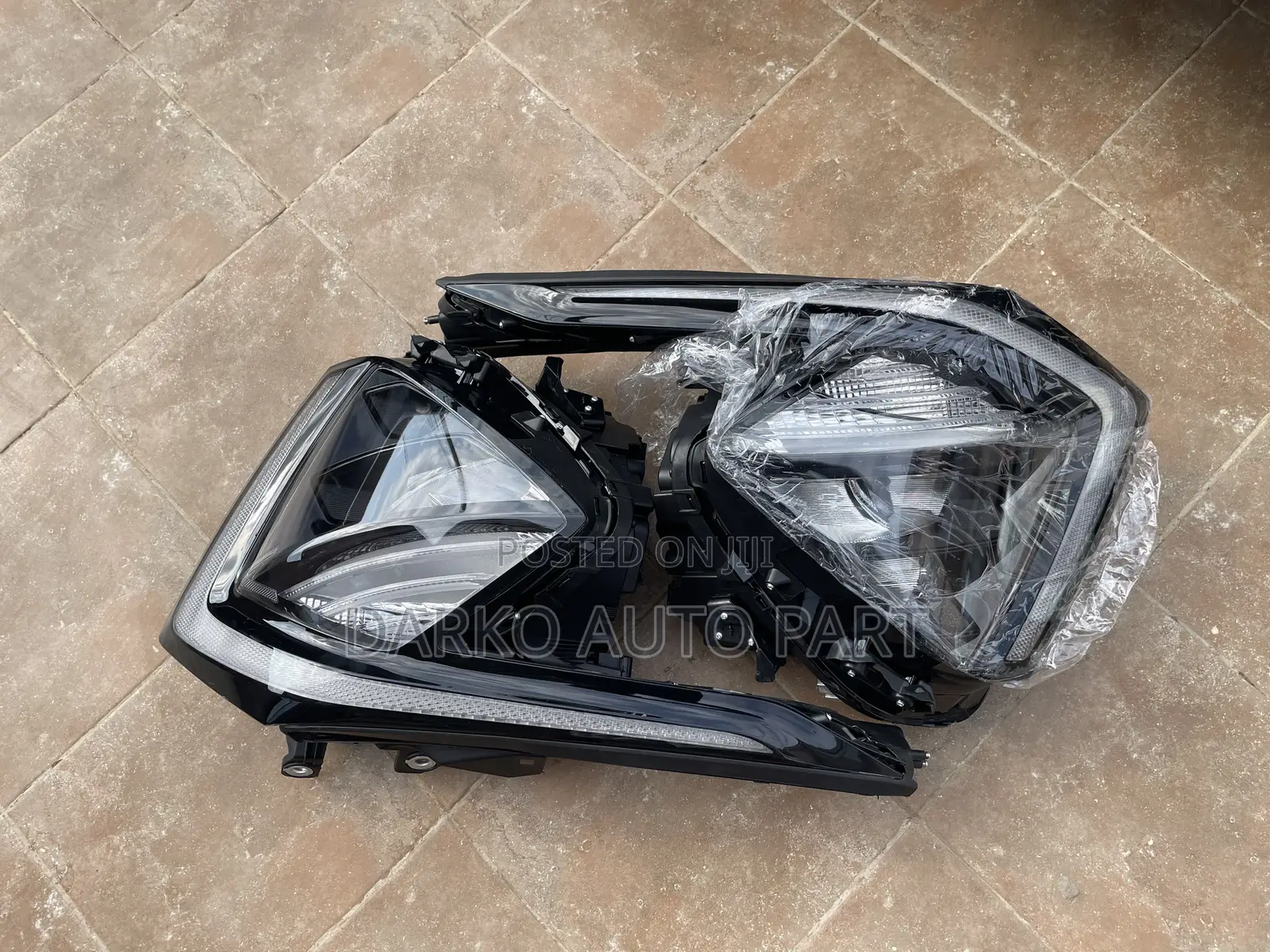 Kia Sportage 2020-2024 Headlights Available