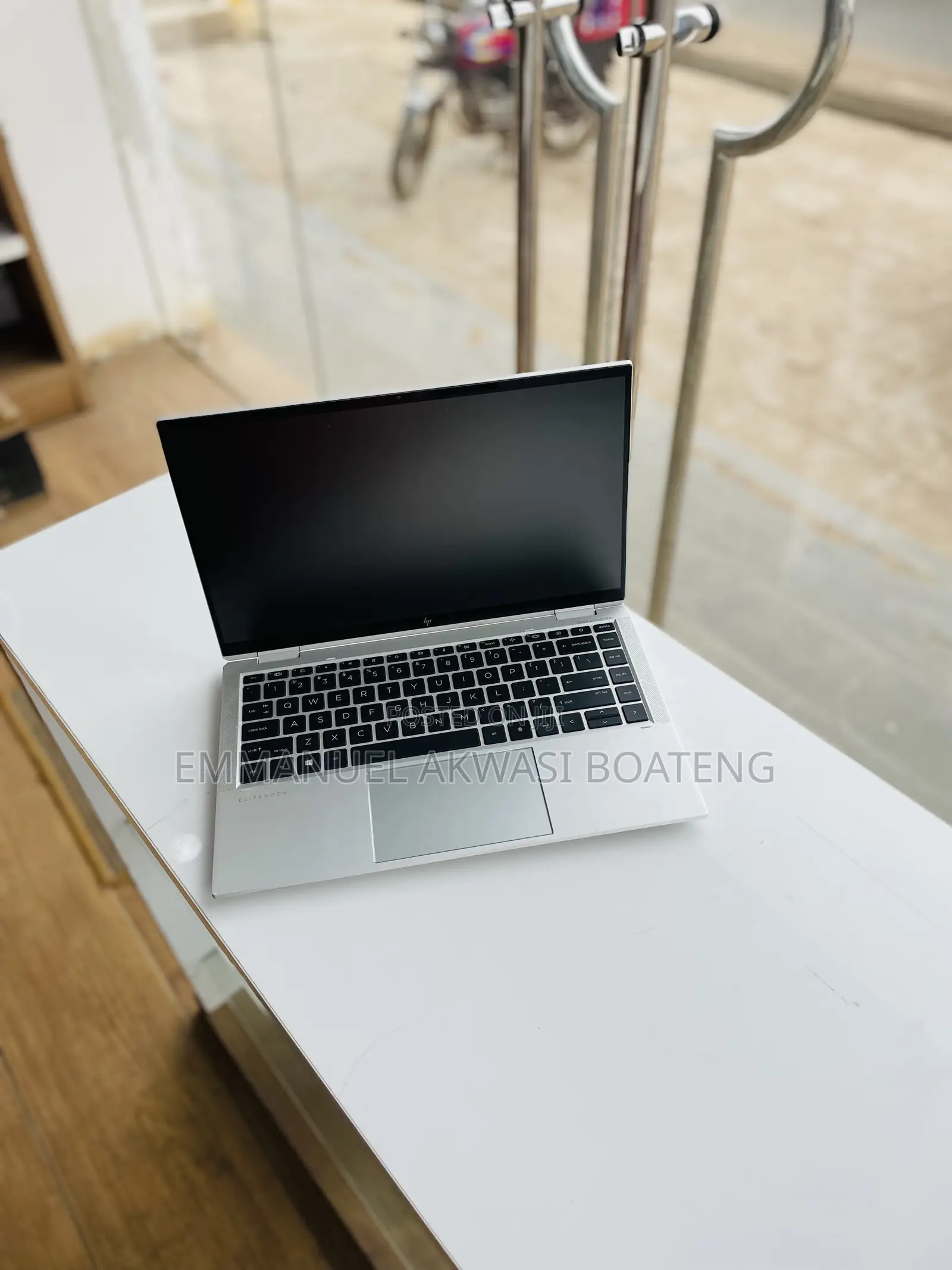 New Laptop HP EliteBook 1040 G8 16GB Intel Core I7 SSD 512GB