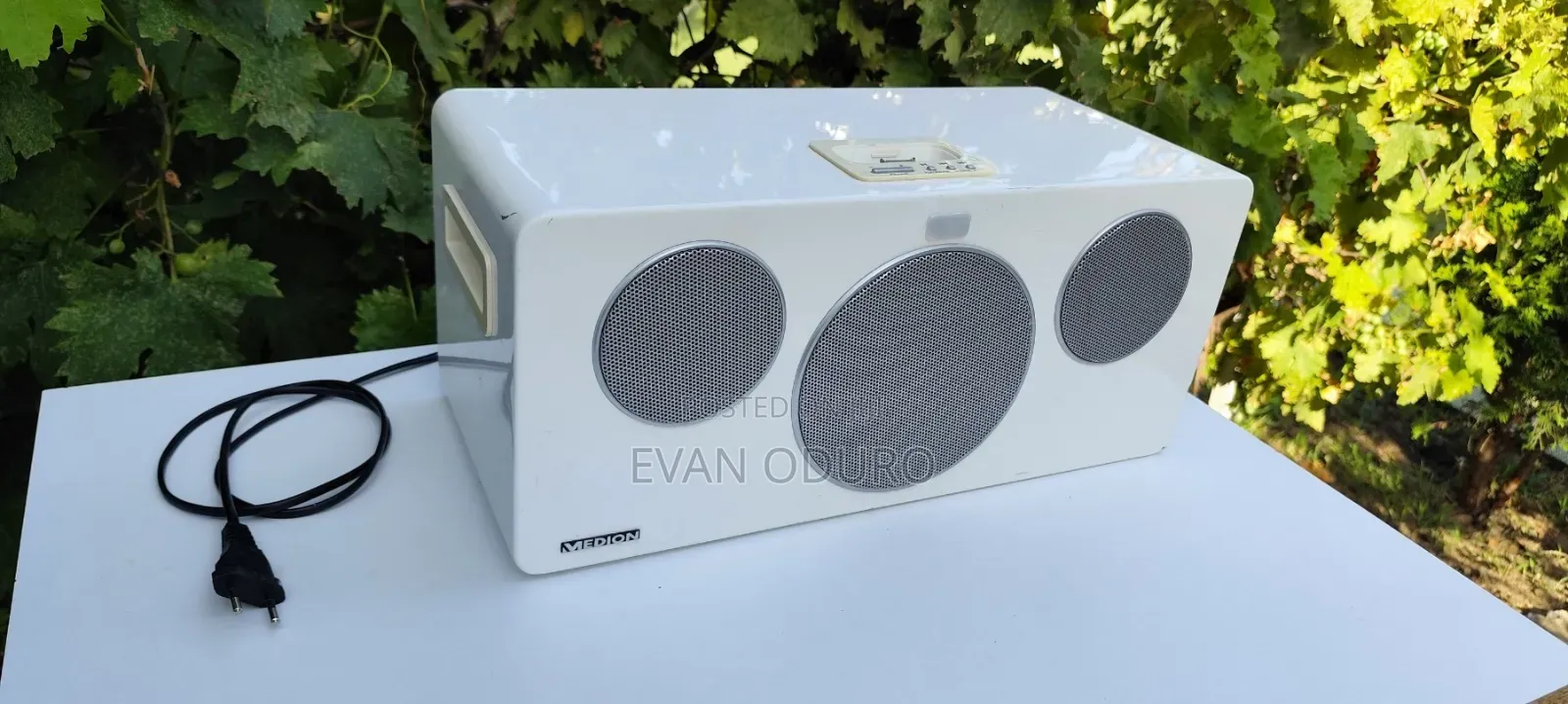 Powerful Medion Docking iPod Docking Station High-Quality, Deep Bass