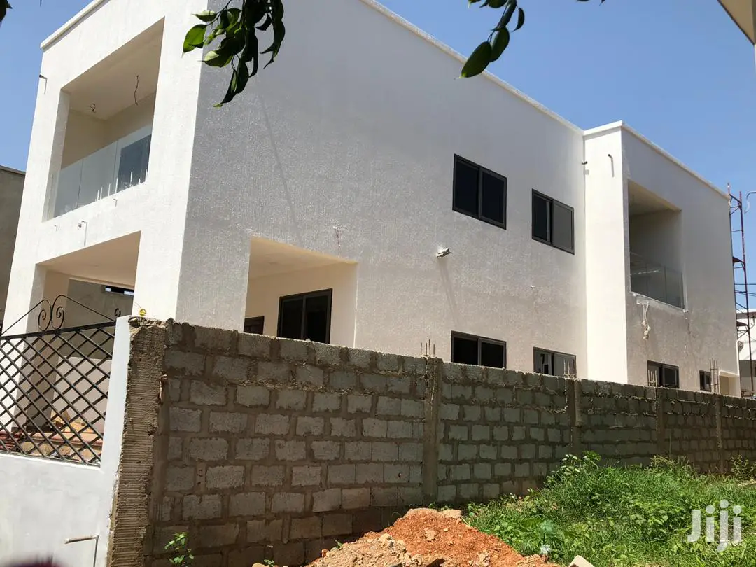 4bdrm Duplex in Awutu Senya East Municipal for sale