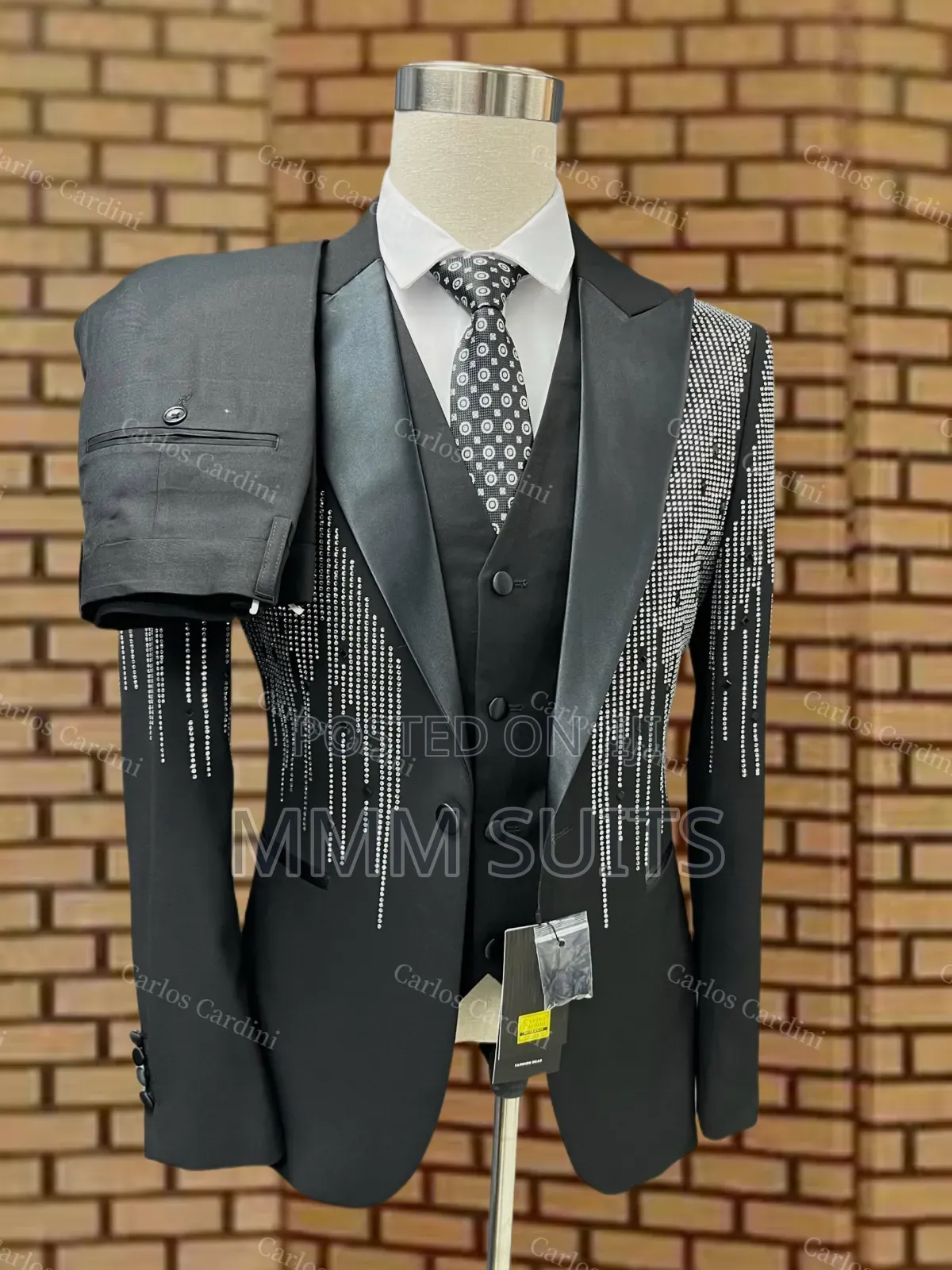 Elegant and Modern Stylish Turkish Tuxedo 3-Piece Men Suit