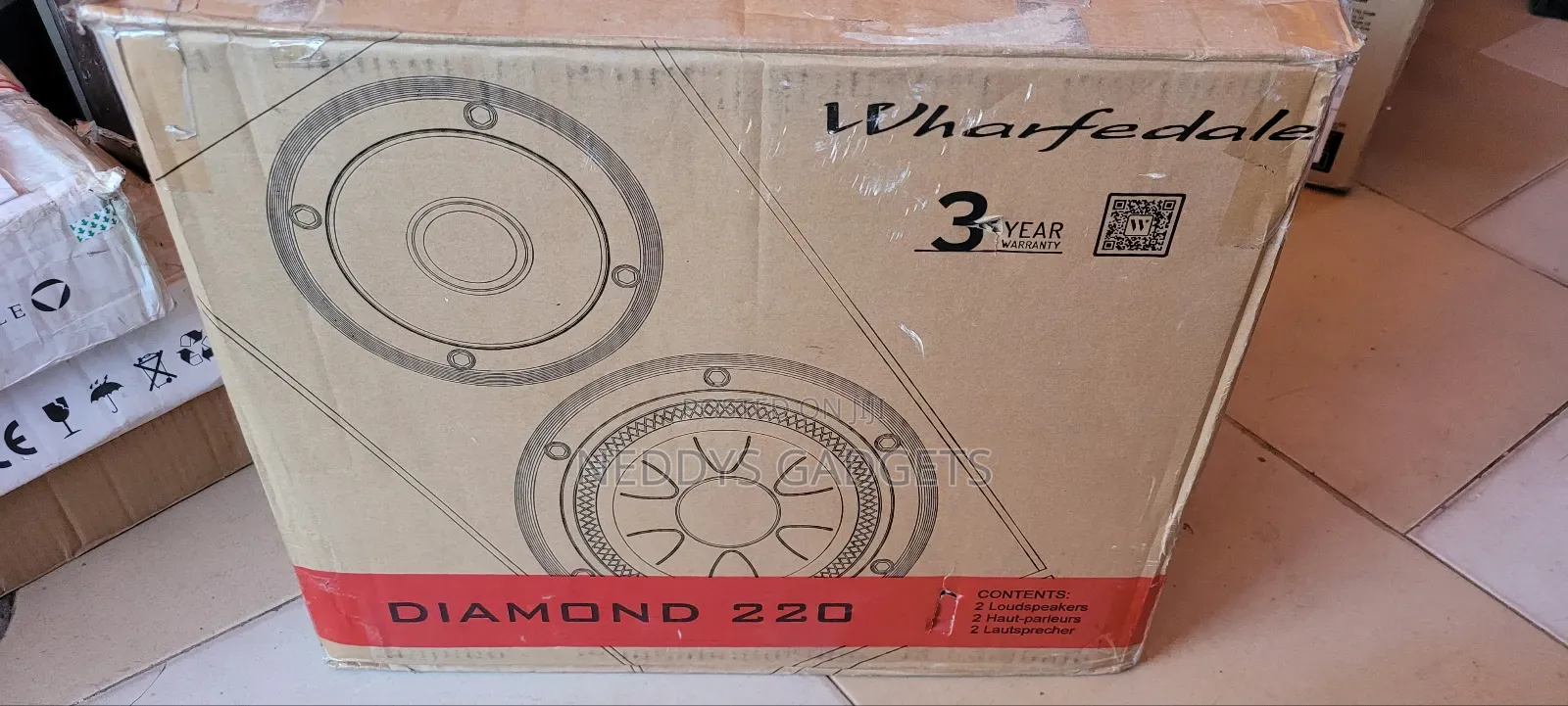 Wharfedale - Diamond 220 Speakers Black- New