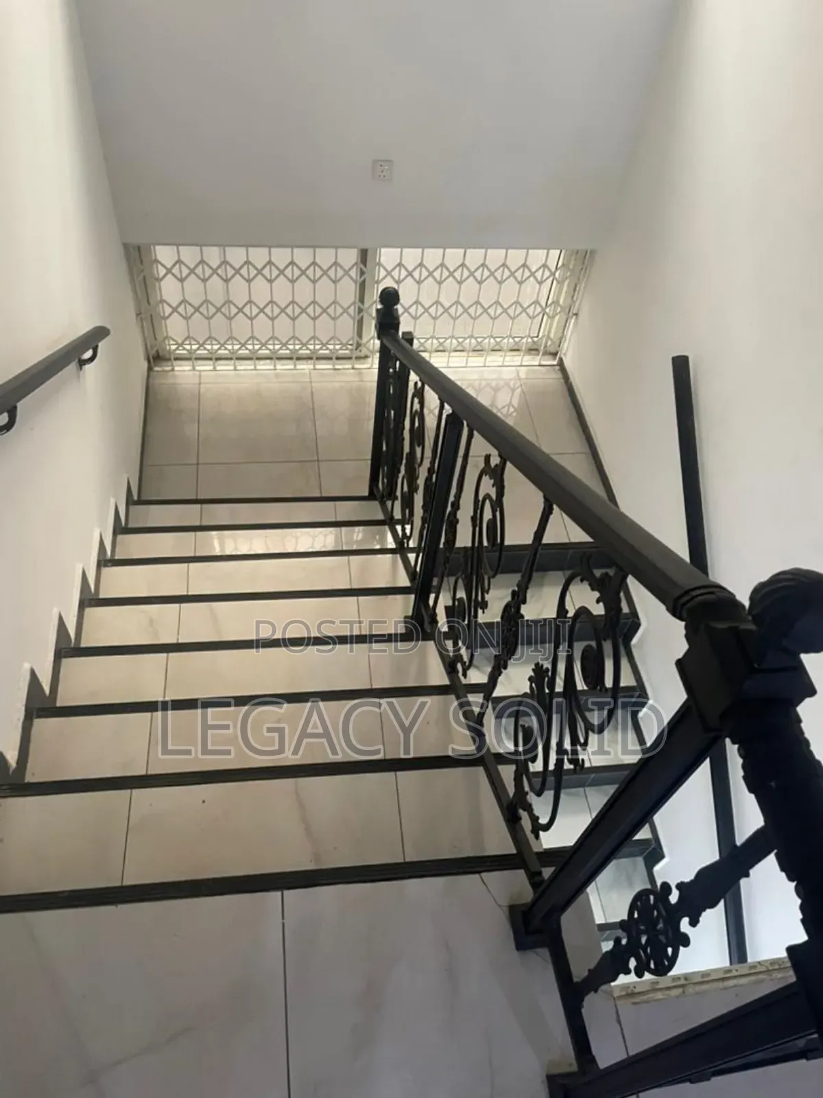 5bdrm House in Legacy Solid Real, Tseaddo for rent