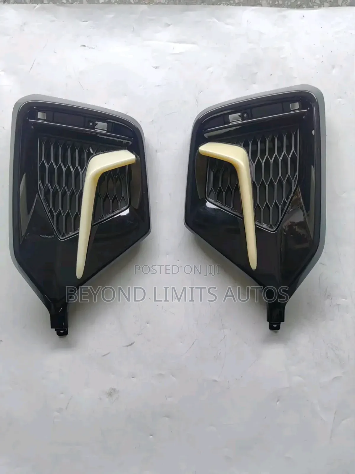 Honda Civic 2016,2017,2018,2019,2020,2021 Back Bumper Cover