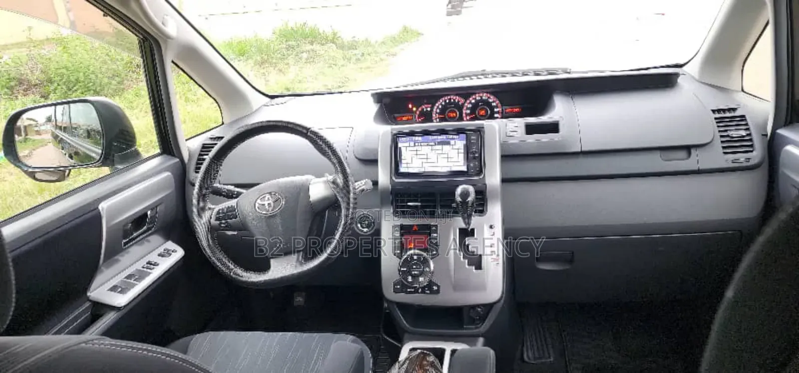 New Toyota Voxy 2012 Black