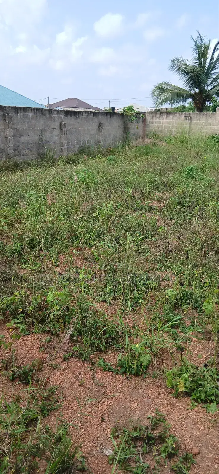 Full Plot Fenced in Kasoa Dawa Near the Sea for Dale