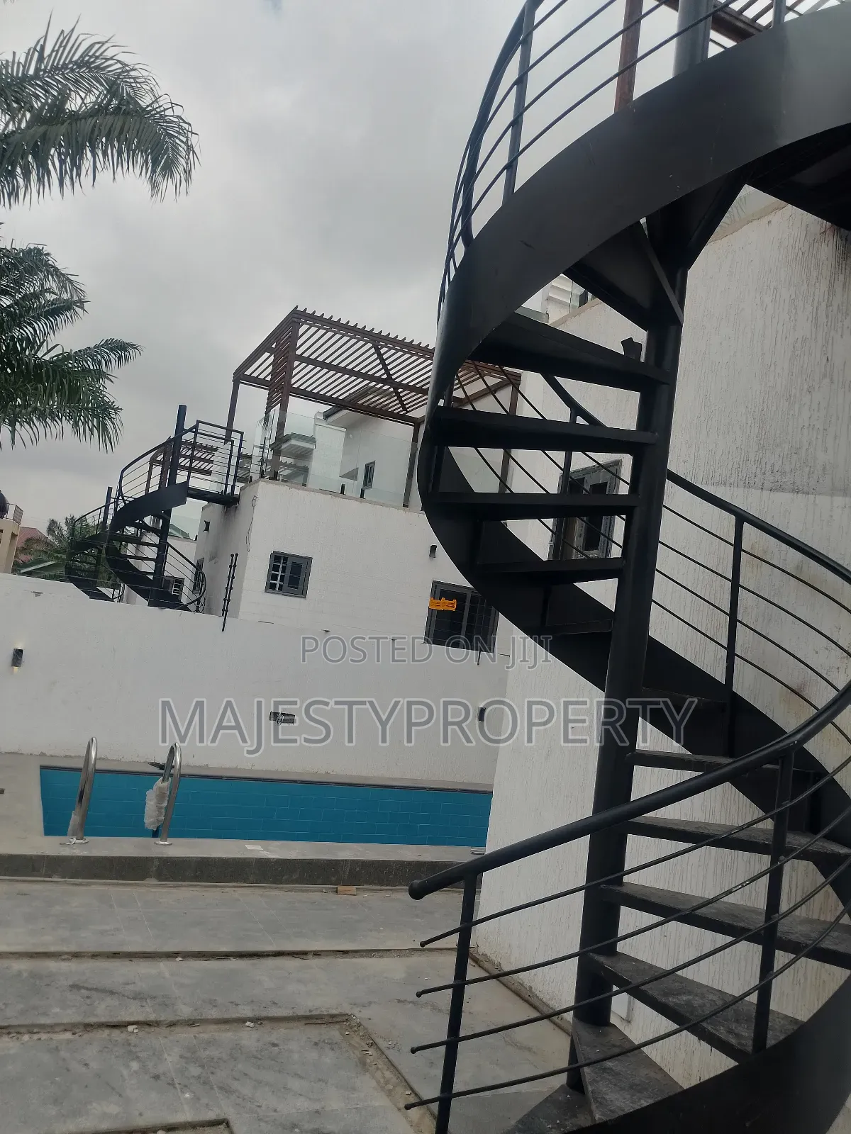 Newly Built Three 3bedrooms Luxury Self-Compound for Sale at Spintex