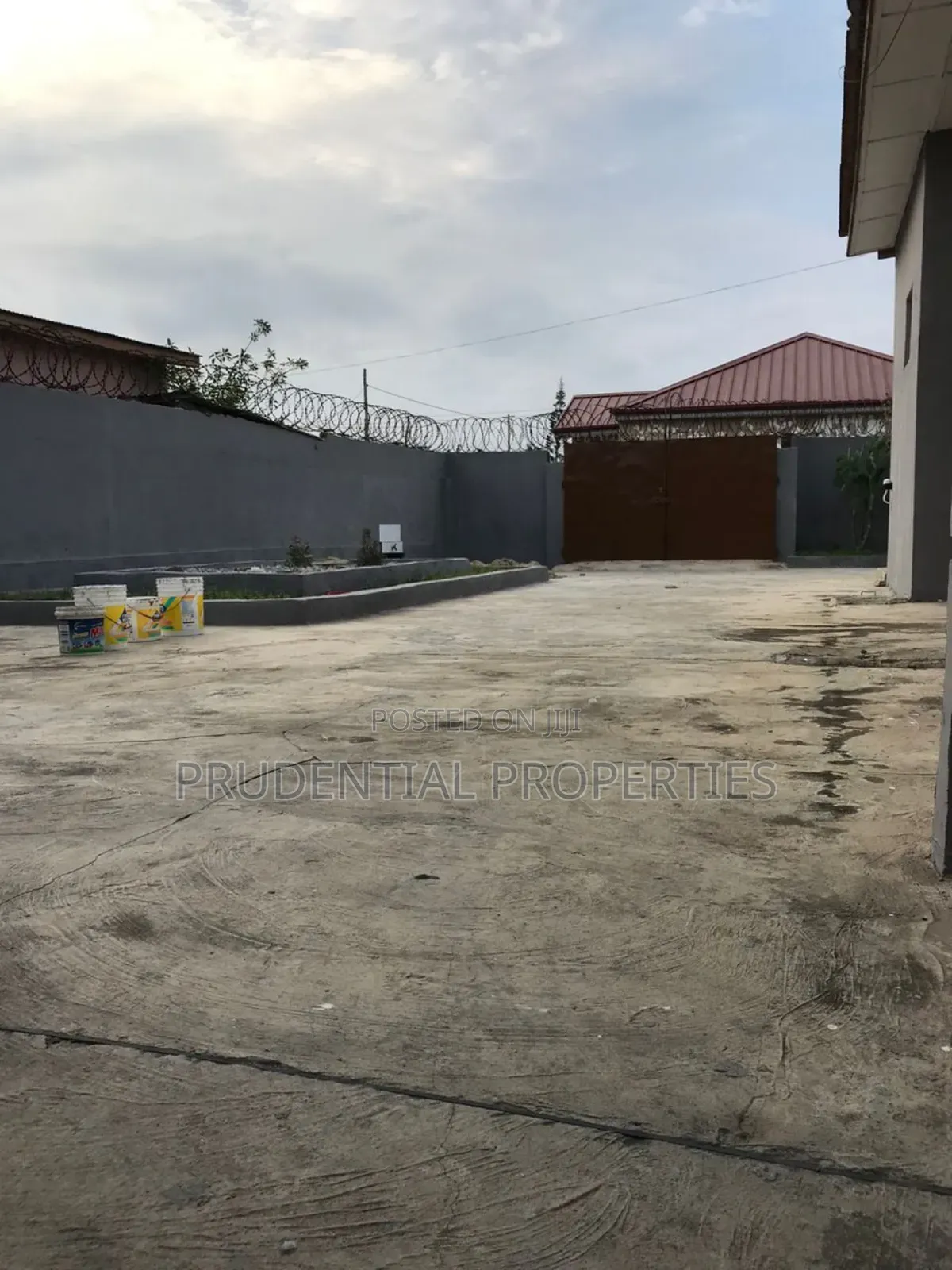 4bdrm House in Dansoman for sale