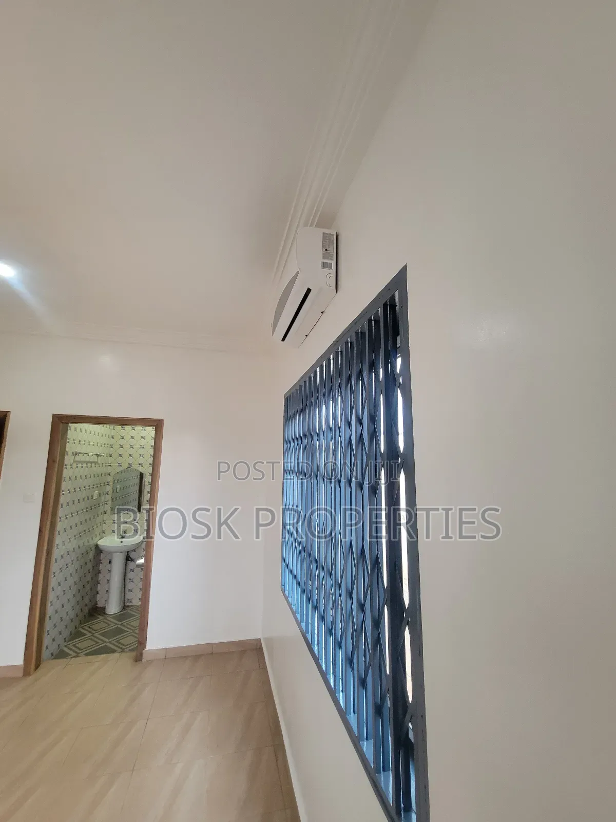 2bdrm Apartment in Biosk Properties, Malejor for rent