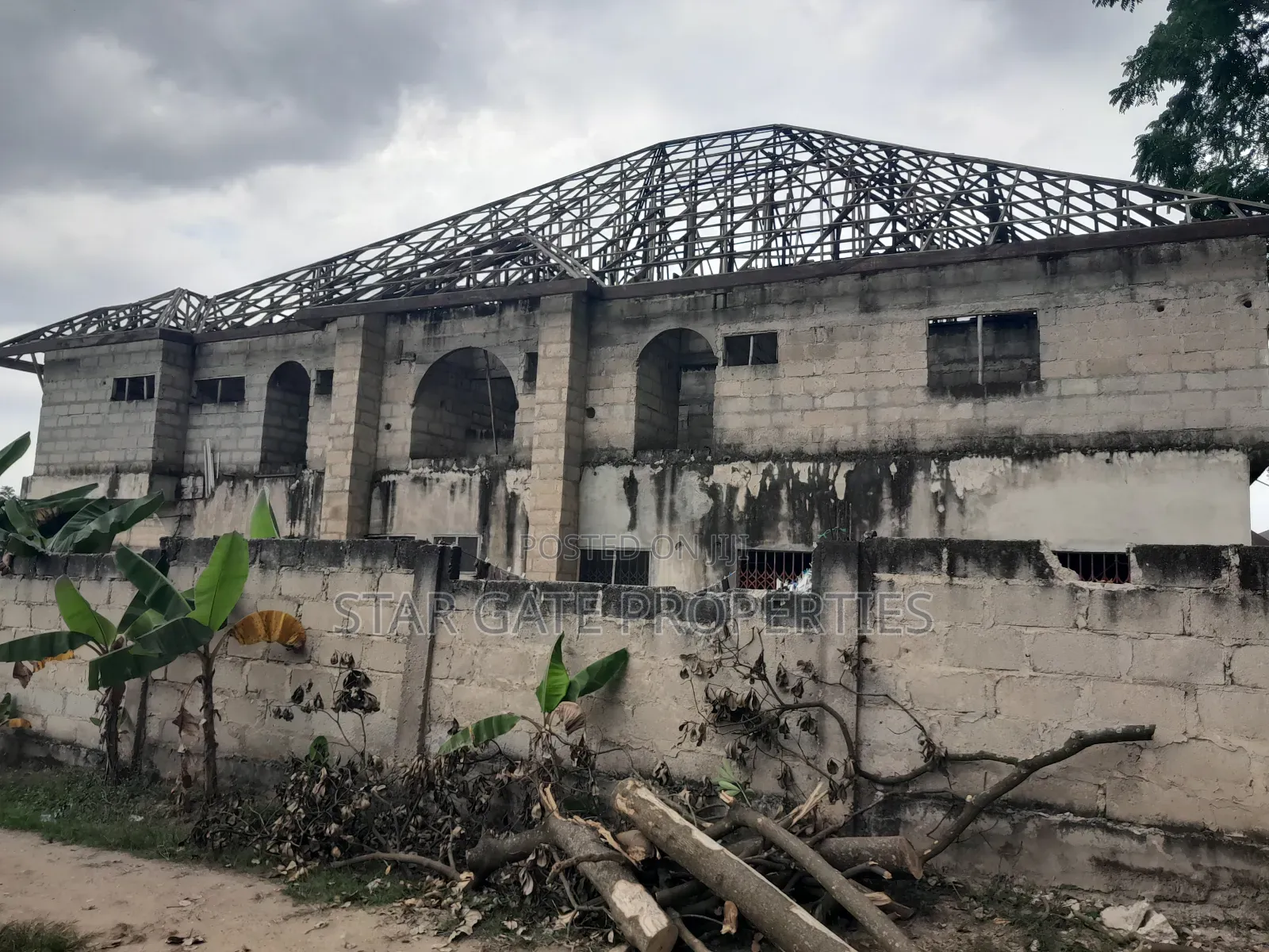 26 Bedrooms Hotel for Sale at Parkoso ( Near Asokore Mampong)