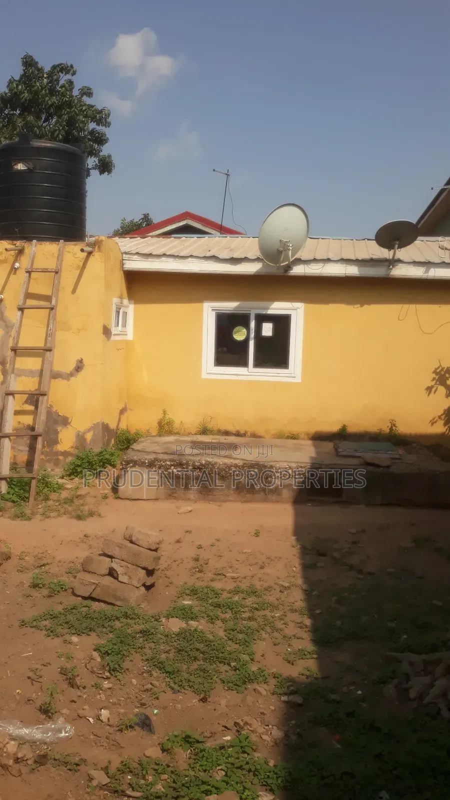 3bdrm House in Achimota for sale