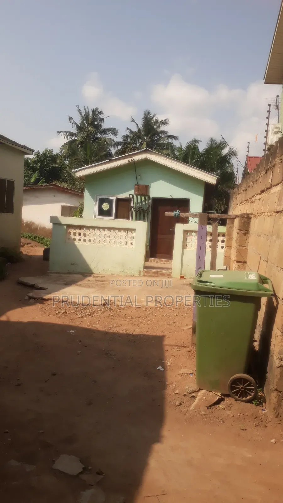 3bdrm House in Achimota for sale
