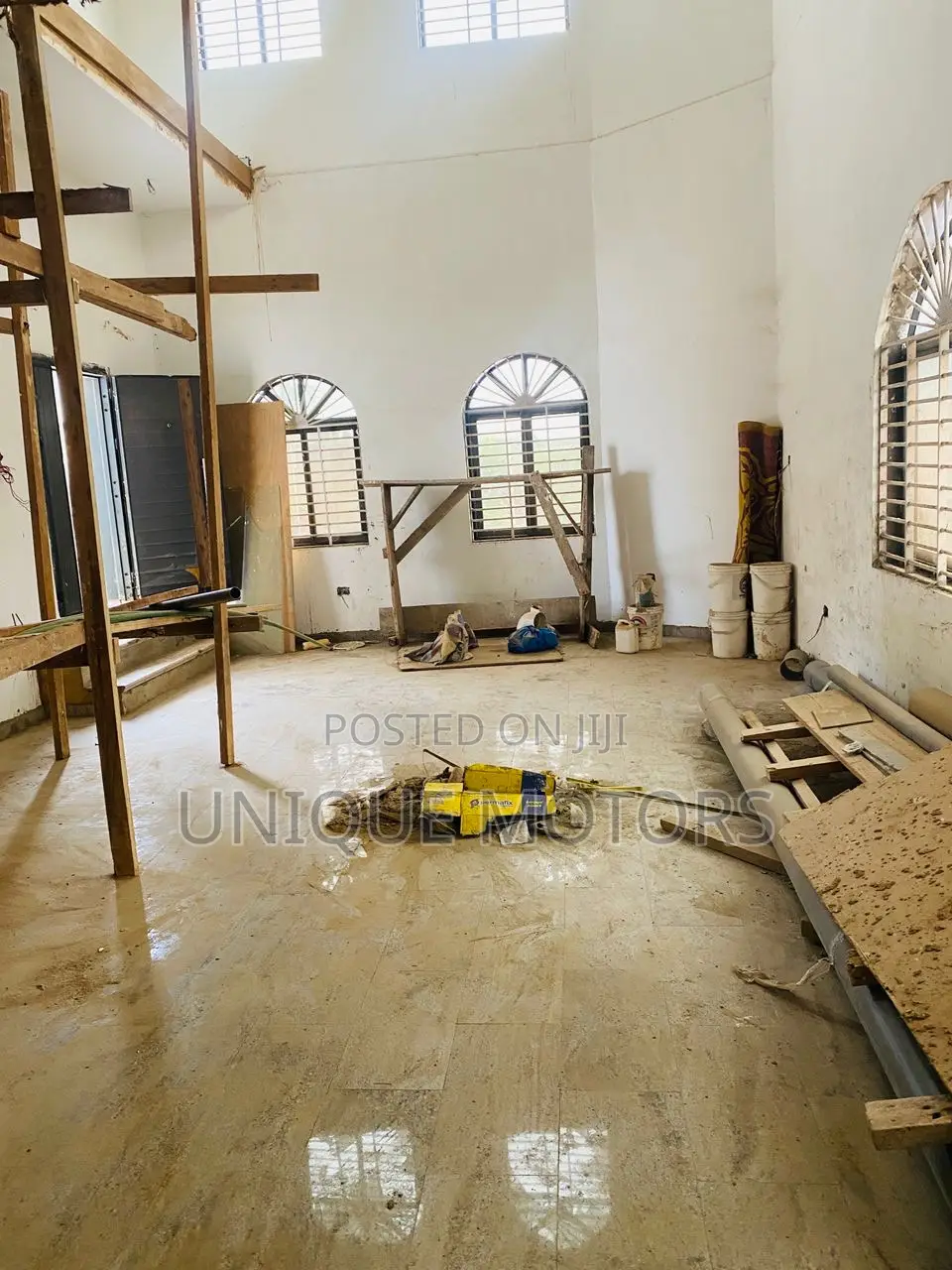 An Executive 4bedroom en-Suite House