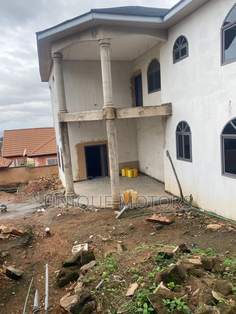 An Executive 4bedroom en-Suite House