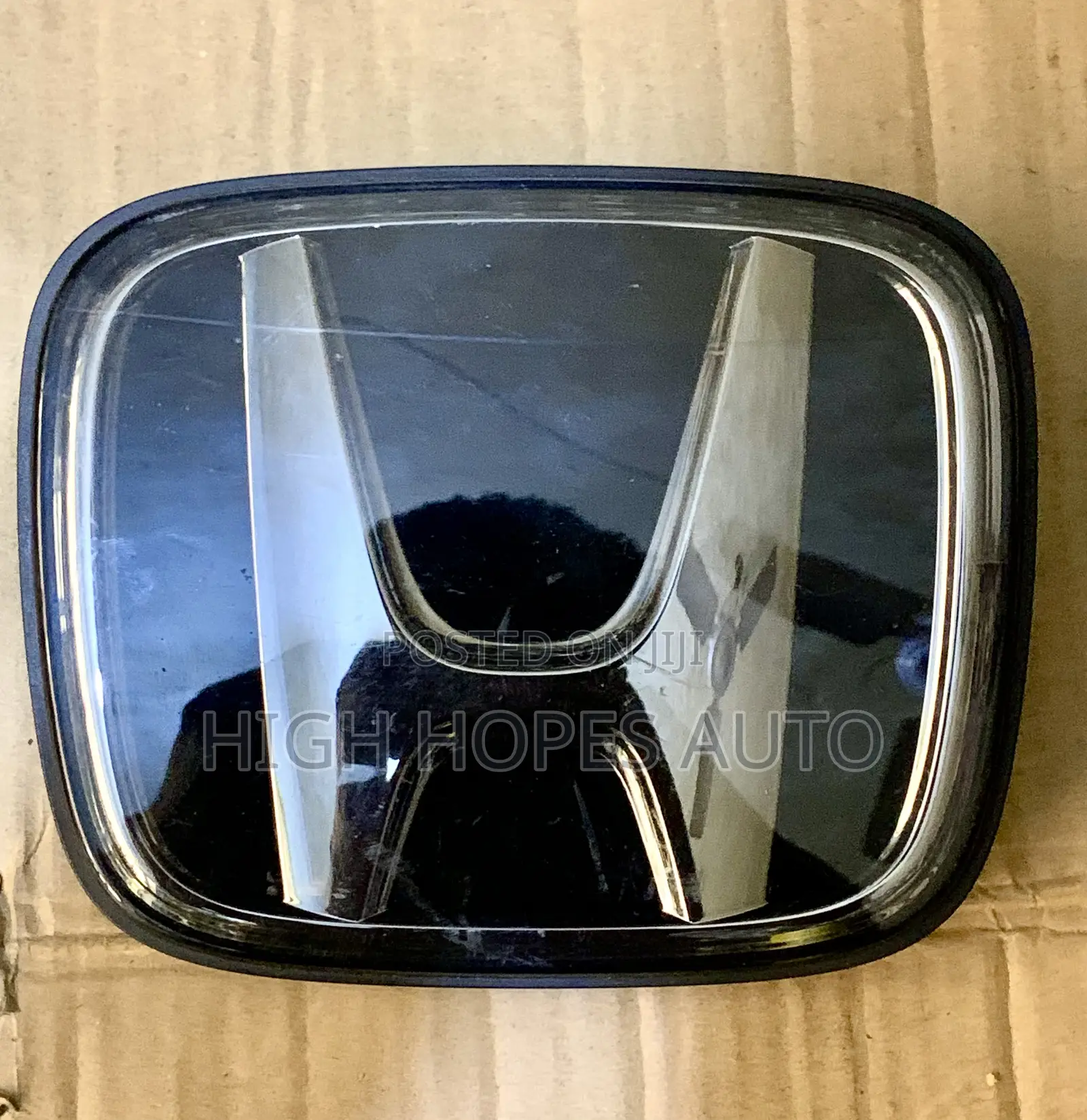 Honda CRV 2024/2025 Front Emblem(Crown).